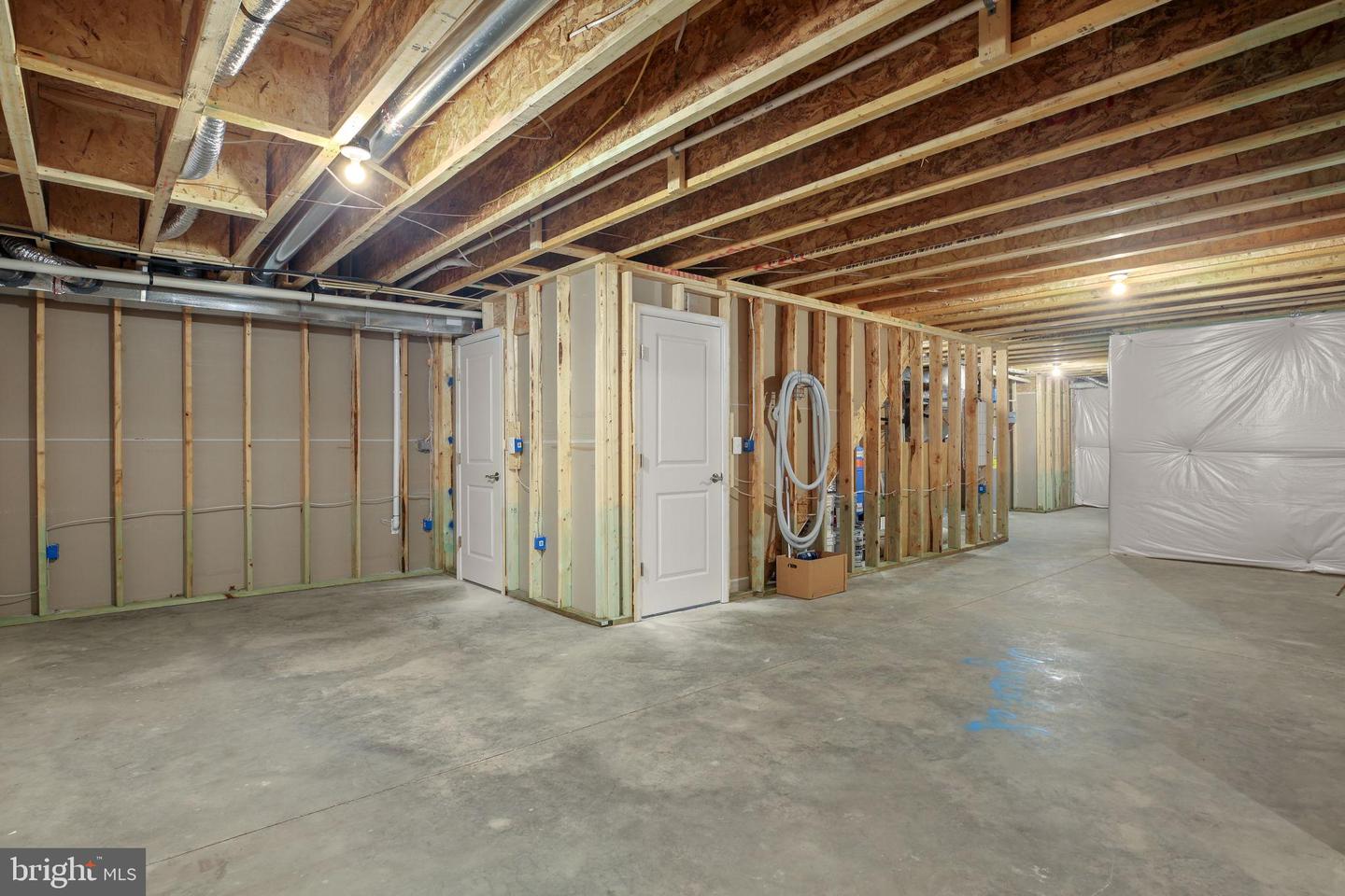 8005 ASHFORD DR, FREDERICKSBURG, Virginia 22407, 4 Bedrooms Bedrooms, 10 Rooms Rooms,3 BathroomsBathrooms,Residential,For sale,8005 ASHFORD DR,VASP2038546 MLS # VASP2038546