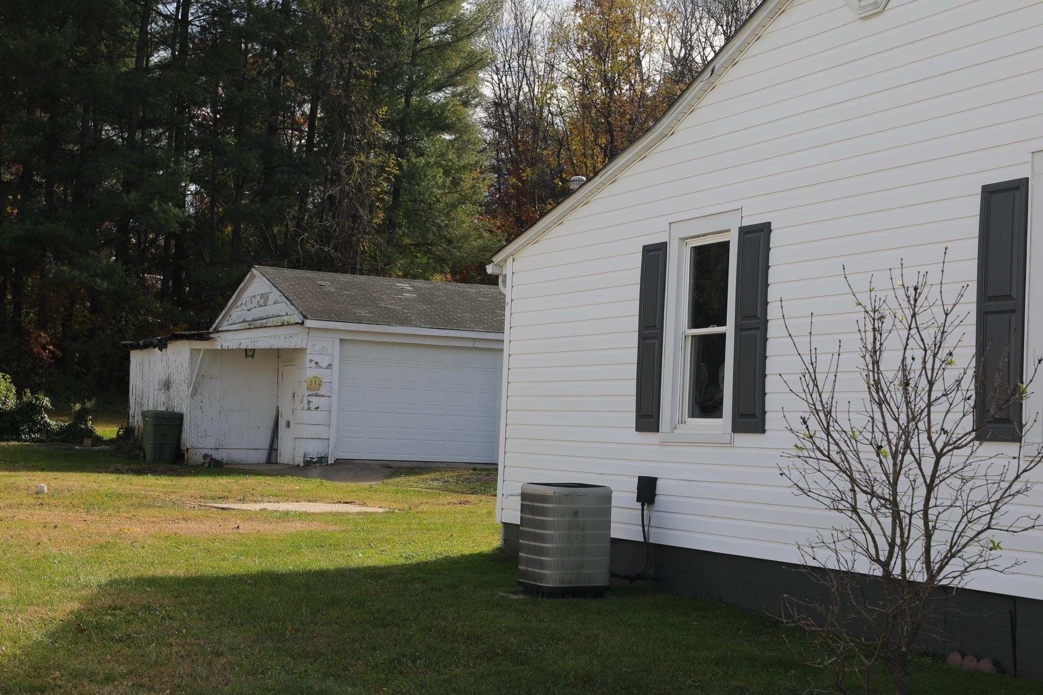 10 BRADLEY LN, WAYNESBORO, Virginia 22980, 2 Bedrooms Bedrooms, ,1 BathroomBathrooms,Residential,10 BRADLEY LN,670783 MLS # 670783