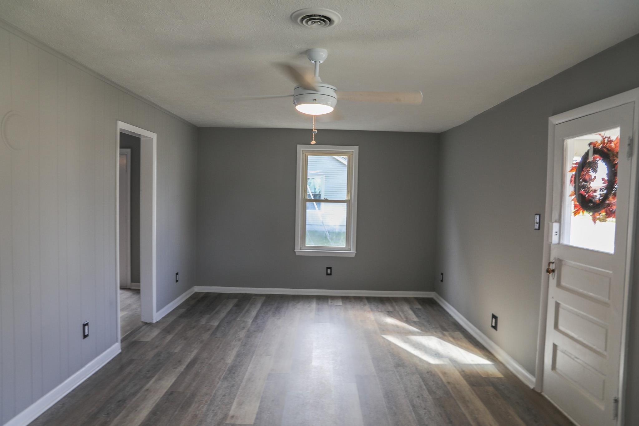 10 BRADLEY LN, WAYNESBORO, Virginia 22980, 2 Bedrooms Bedrooms, ,1 BathroomBathrooms,Residential,10 BRADLEY LN,670783 MLS # 670783