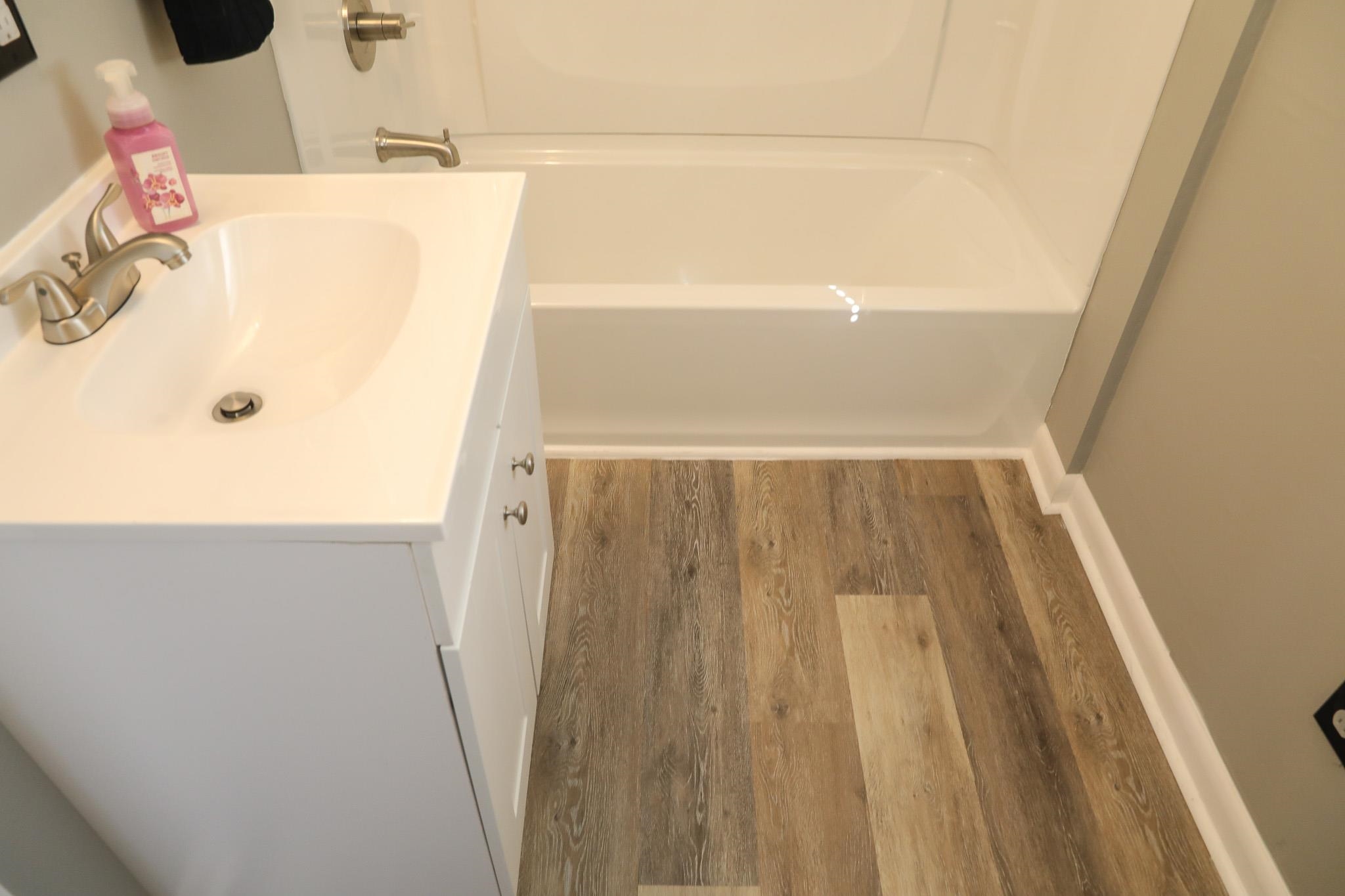 10 BRADLEY LN, WAYNESBORO, Virginia 22980, 2 Bedrooms Bedrooms, ,1 BathroomBathrooms,Residential,10 BRADLEY LN,670783 MLS # 670783