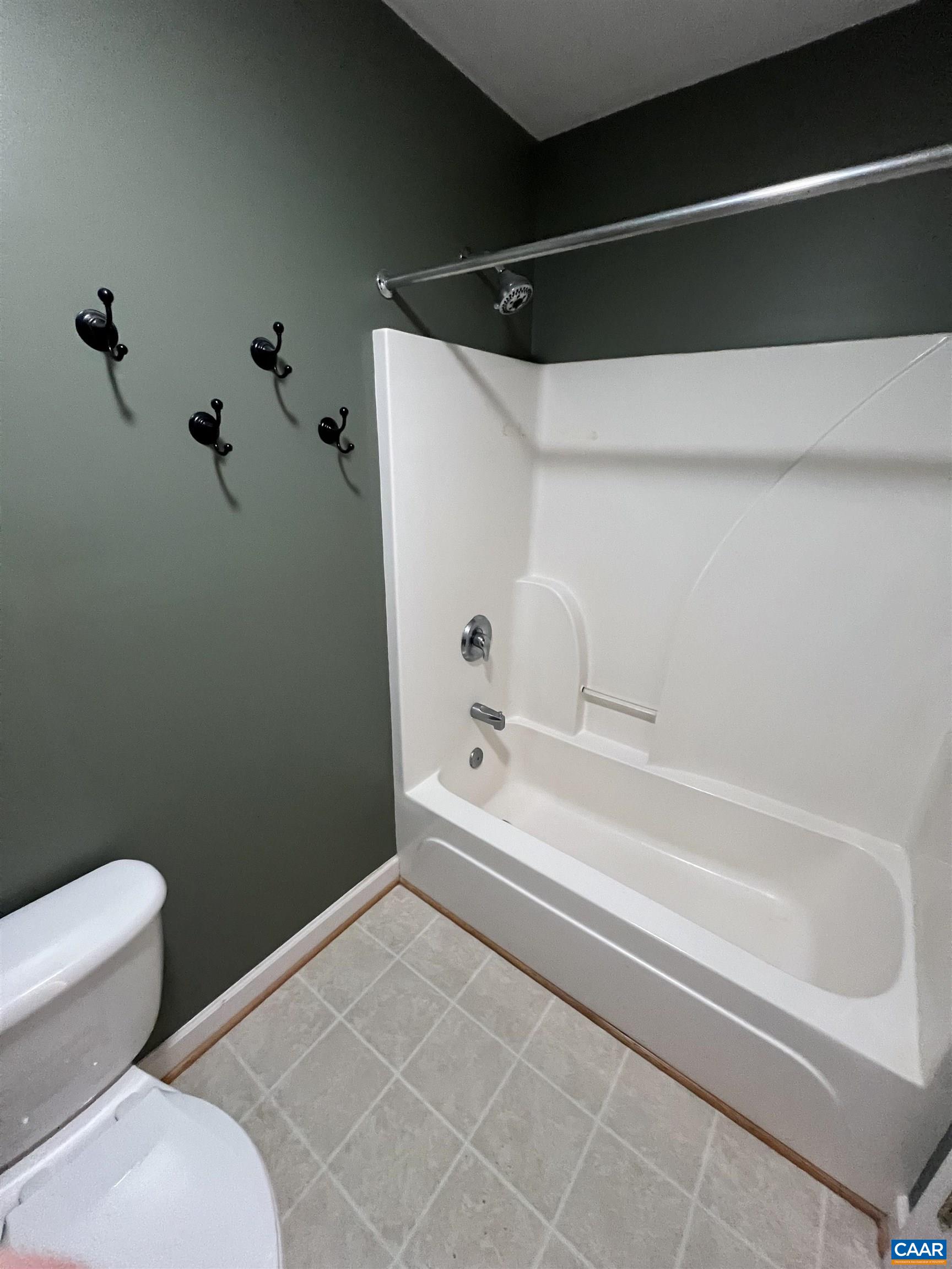 534 SUMMERFORD LN, CROZET, Virginia 22932, 2 Bedrooms Bedrooms, ,2 BathroomsBathrooms,Residential,534 SUMMERFORD LN,673736 MLS # 673736