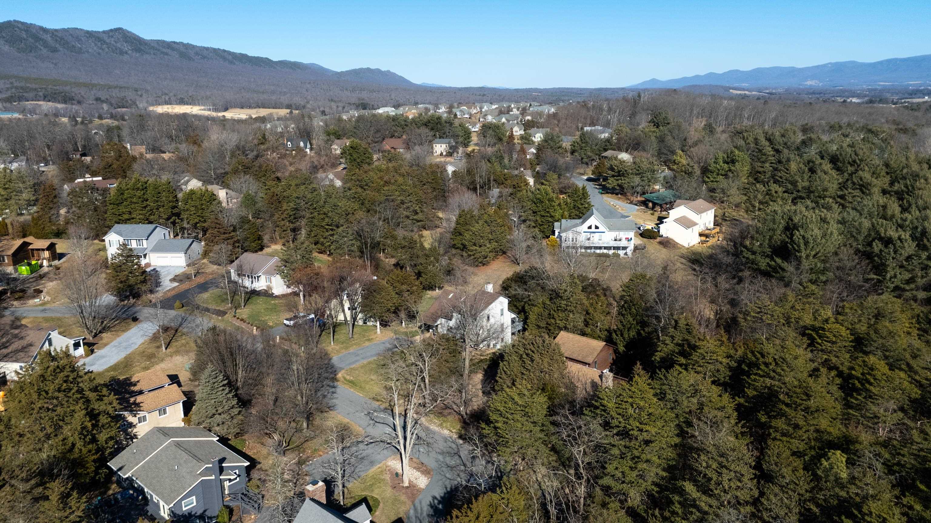 185 FORT RD, MCGAHEYSVILLE, Virginia 22840, 3 Bedrooms Bedrooms, ,2 BathroomsBathrooms,Residential,185 FORT RD,673737 MLS # 673737