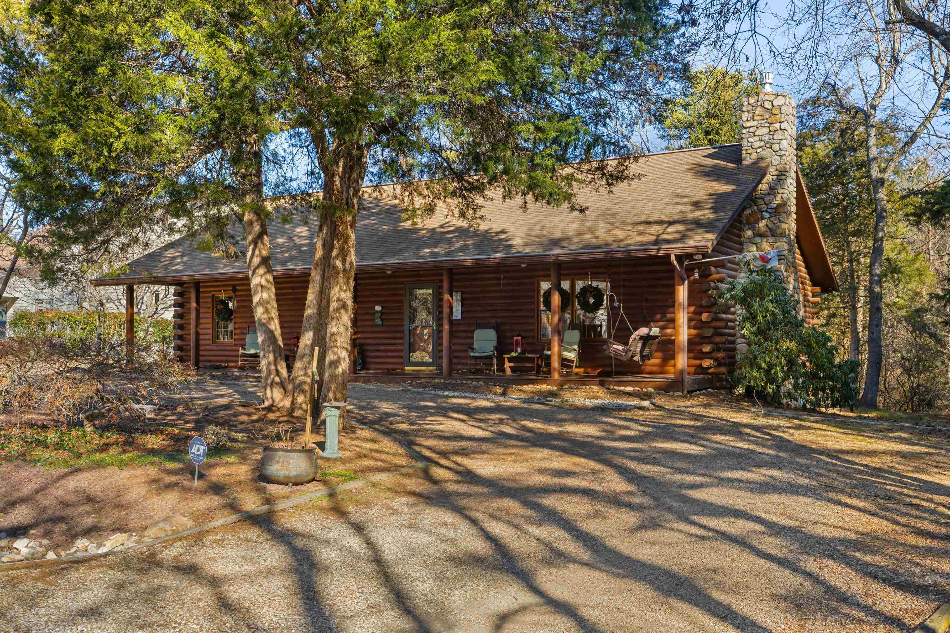 185 FORT RD, MCGAHEYSVILLE, Virginia 22840, 3 Bedrooms Bedrooms, ,2 BathroomsBathrooms,Residential,185 FORT RD,673737 MLS # 673737