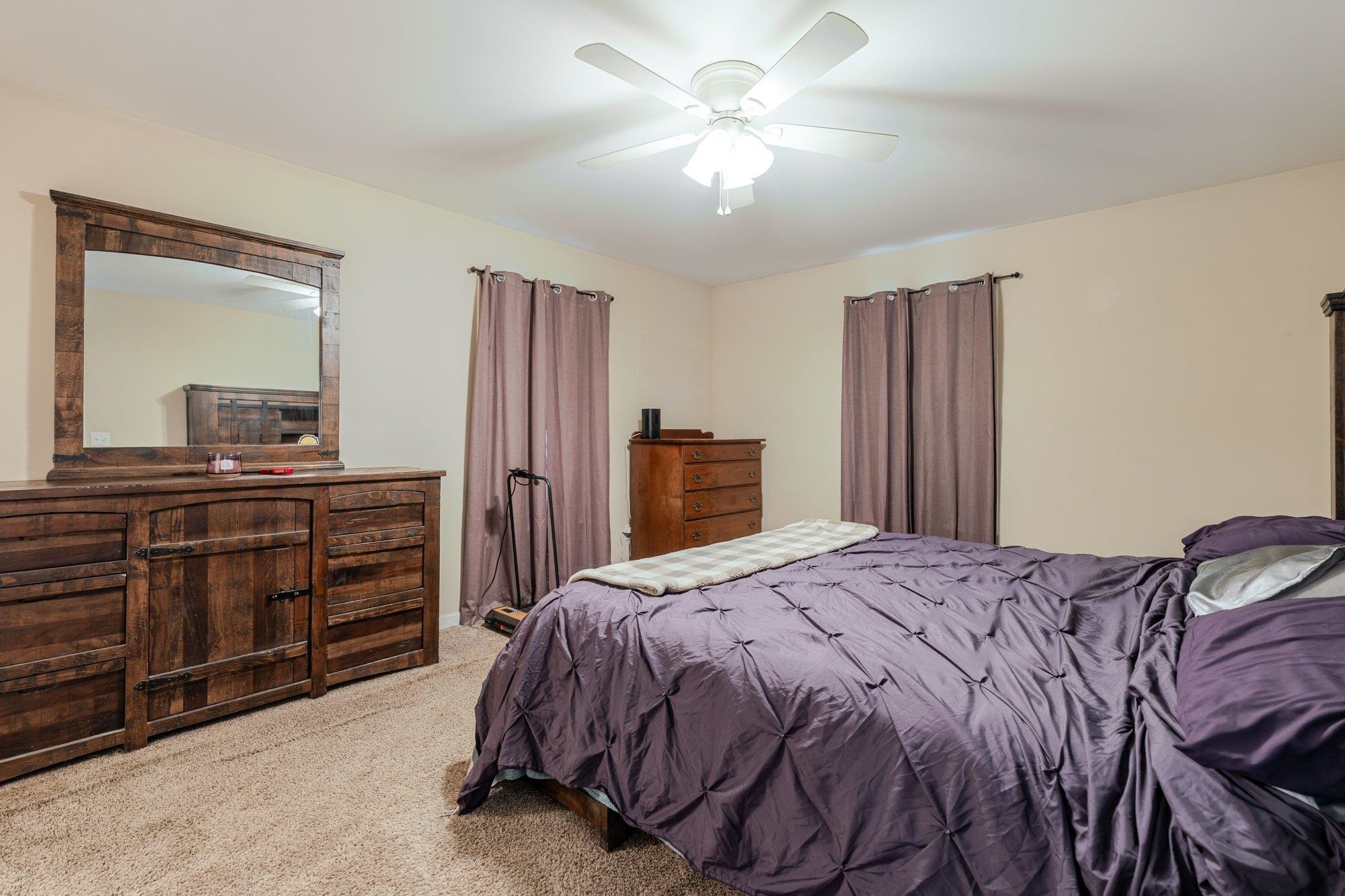 401 W C ST, ELKTON, Virginia 22827, 3 Bedrooms Bedrooms, ,2 BathroomsBathrooms,Residential,401 W C ST,673738 MLS # 673738