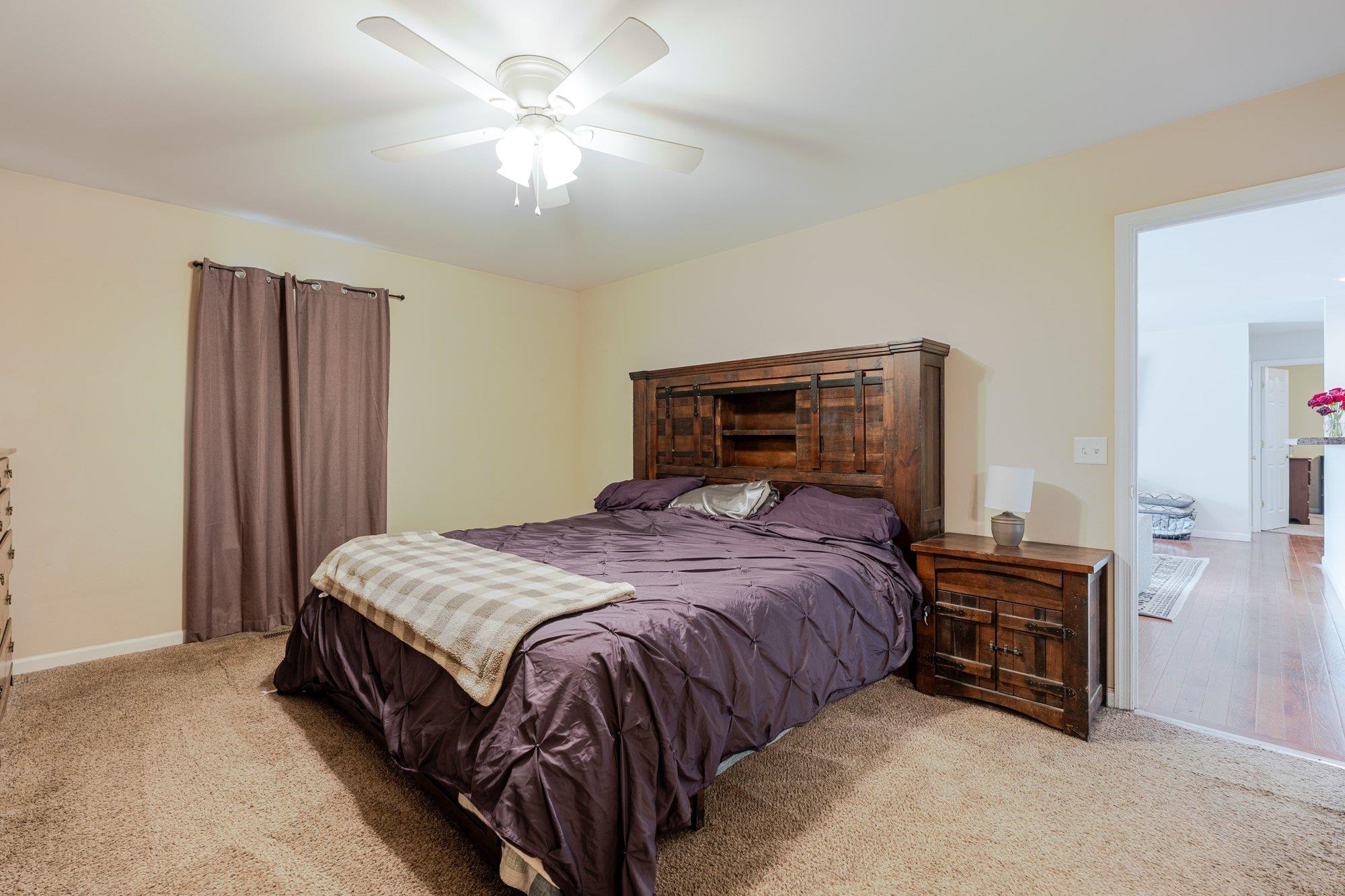 401 W C ST, ELKTON, Virginia 22827, 3 Bedrooms Bedrooms, ,2 BathroomsBathrooms,Residential,401 W C ST,673738 MLS # 673738