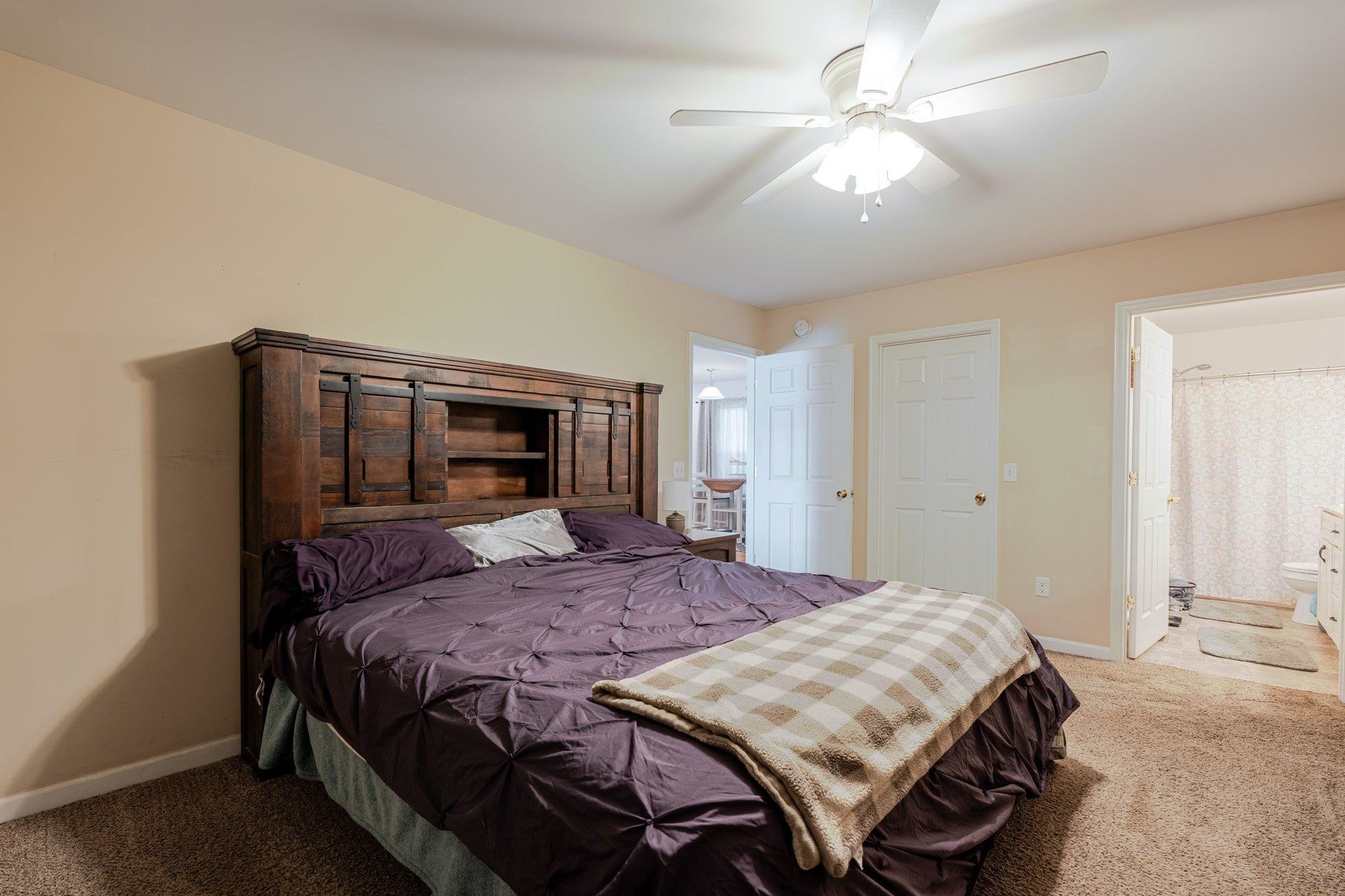 401 W C ST, ELKTON, Virginia 22827, 3 Bedrooms Bedrooms, ,2 BathroomsBathrooms,Residential,401 W C ST,673738 MLS # 673738