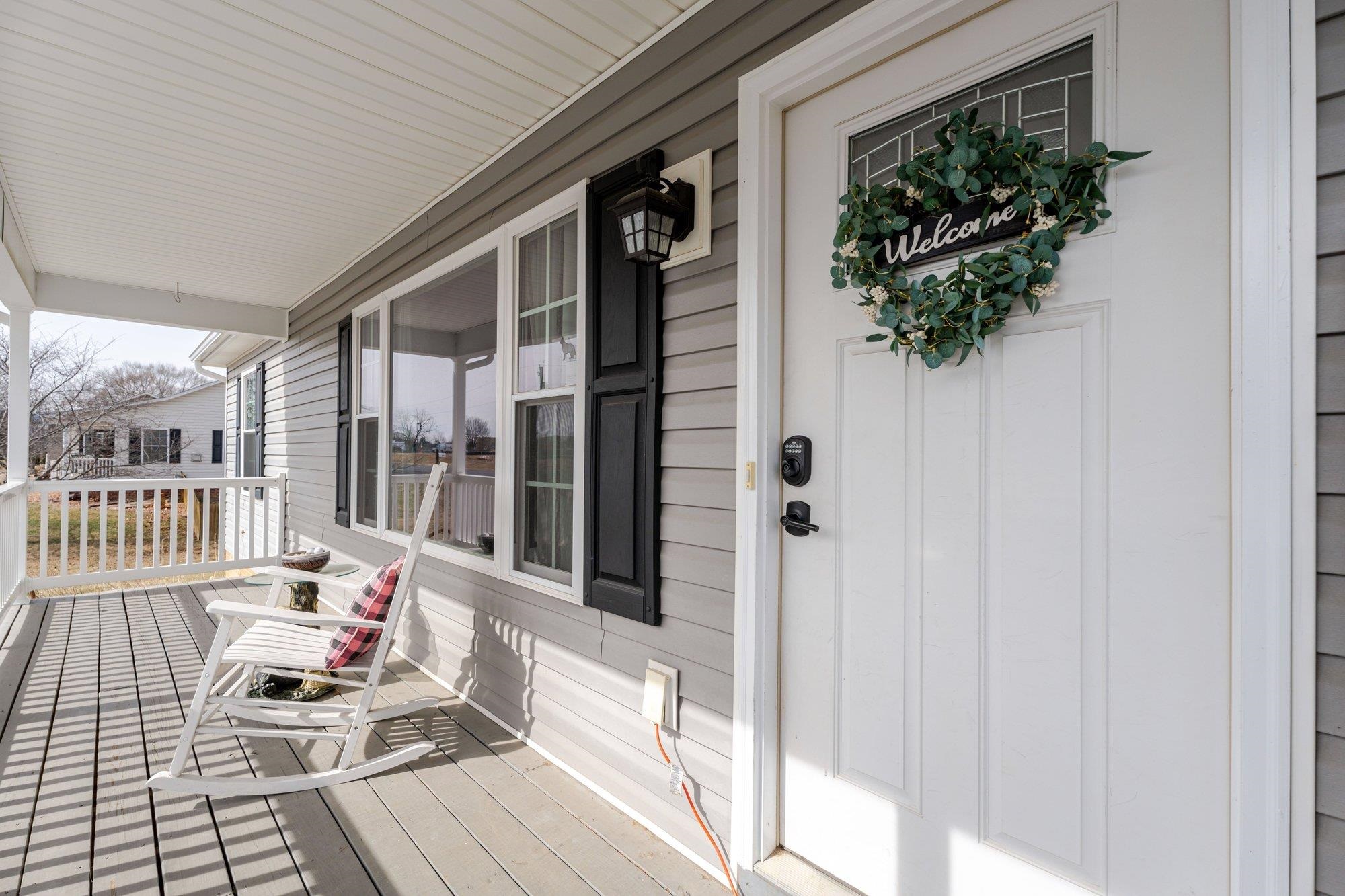 401 W C ST, ELKTON, Virginia 22827, 3 Bedrooms Bedrooms, ,2 BathroomsBathrooms,Residential,401 W C ST,673738 MLS # 673738