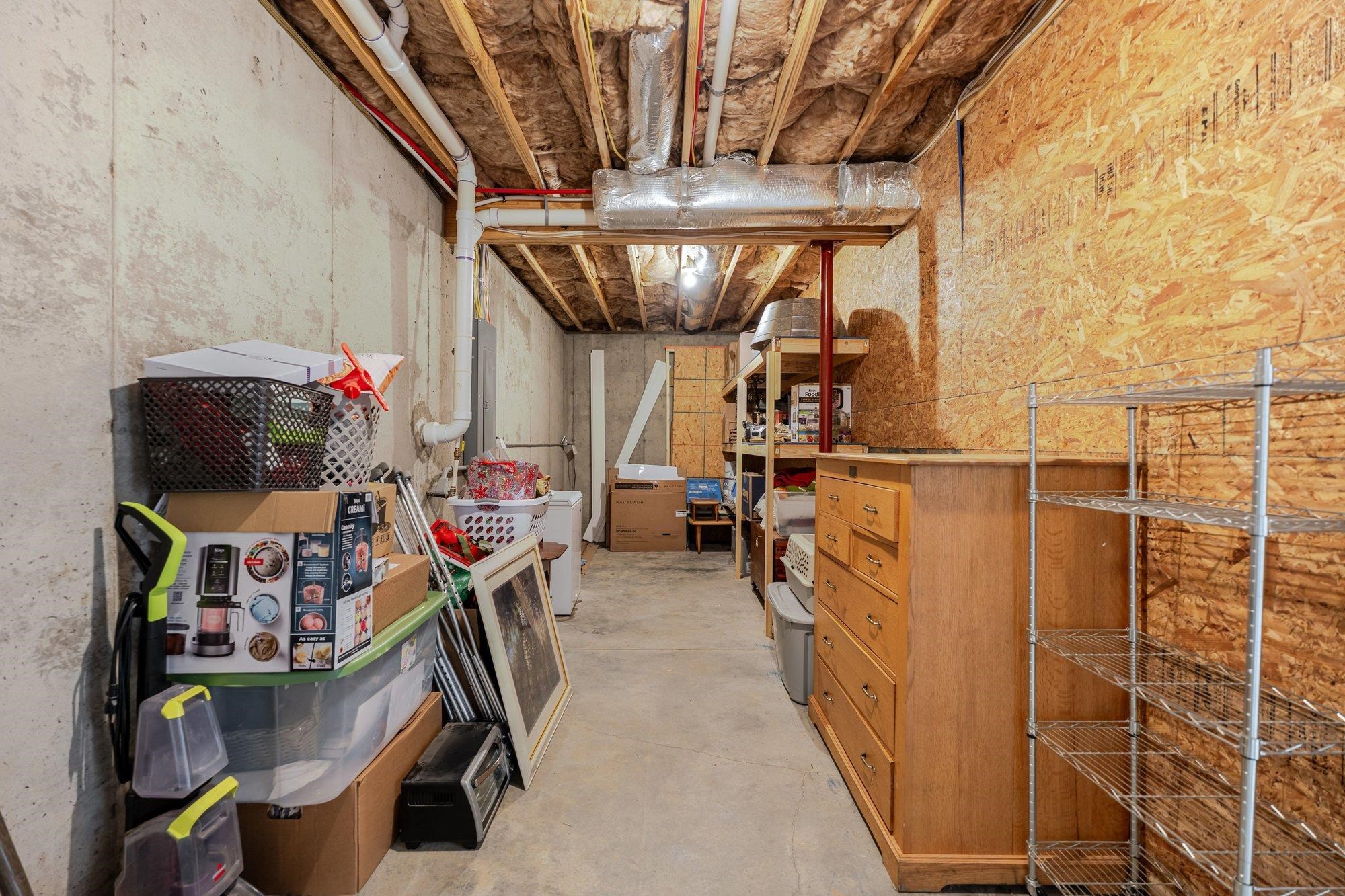 401 W C ST, ELKTON, Virginia 22827, 3 Bedrooms Bedrooms, ,2 BathroomsBathrooms,Residential,401 W C ST,673738 MLS # 673738