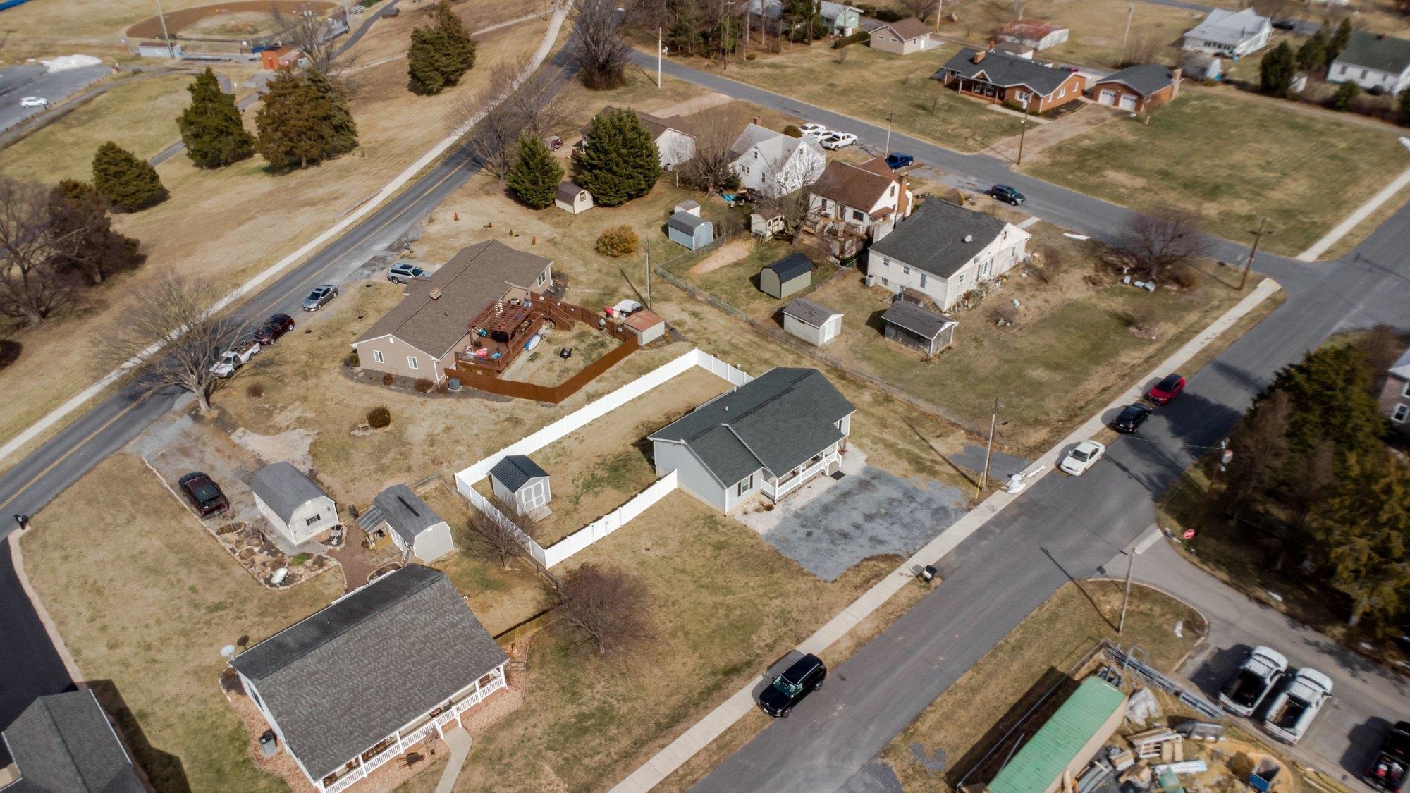 401 W C ST, ELKTON, Virginia 22827, 3 Bedrooms Bedrooms, ,2 BathroomsBathrooms,Residential,401 W C ST,673738 MLS # 673738