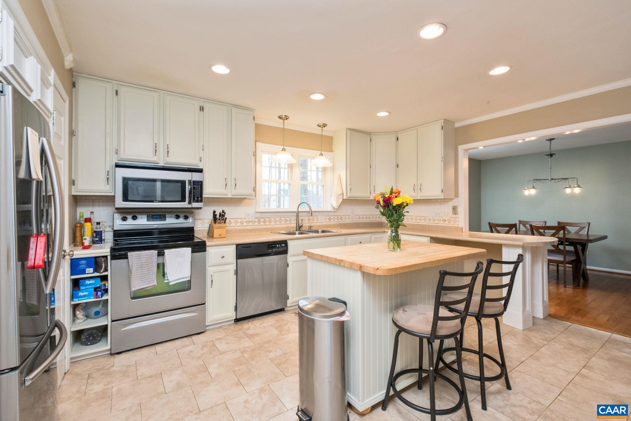 1635 POES LN, CHARLOTTESVILLE, Virginia 22911, 3 Bedrooms Bedrooms, ,2 BathroomsBathrooms,Residential,1635 POES LN,673740 MLS # 673740