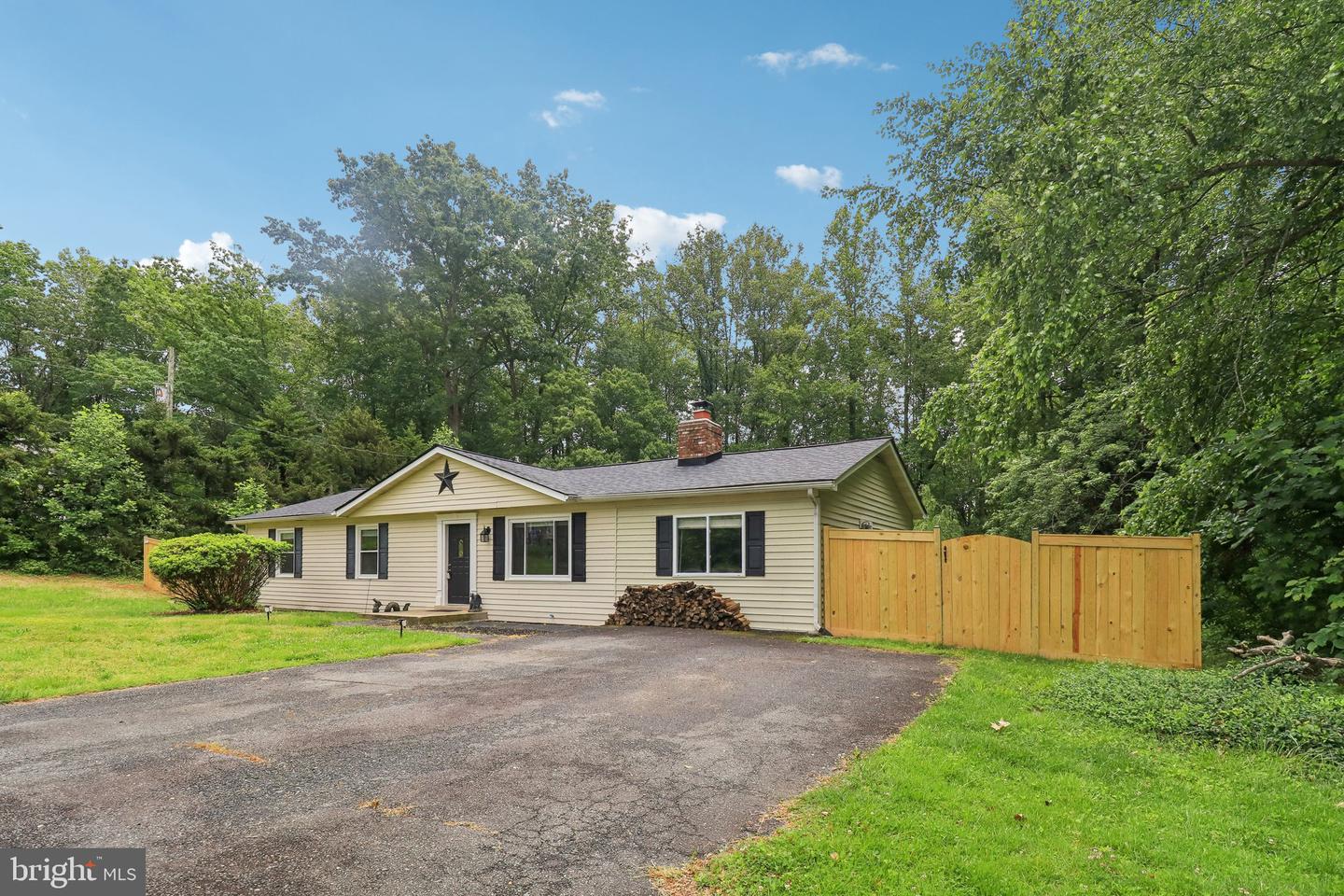 12 TURNER DR, STAFFORD, Virginia 22556, 3 Bedrooms Bedrooms, ,2 BathroomsBathrooms,Residential,For sale,12 TURNER DR,VAST2045230 MLS # VAST2045230