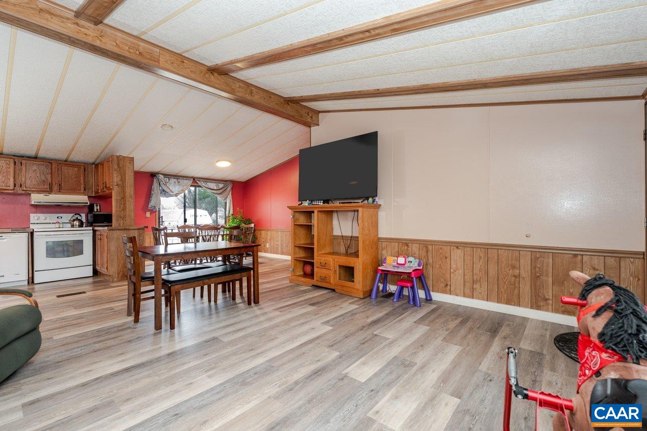 608 5TH ST, GROTTOES, Virginia 24441, 4 Bedrooms Bedrooms, ,2 BathroomsBathrooms,Residential,608 5TH ST,673744 MLS # 673744 608 5TH ST, GROTTOES, Virginia 24441, 4 Bedrooms Bedrooms, ,2 BathroomsBathrooms,Residential,608 5TH ST,673744 MLS # 673744