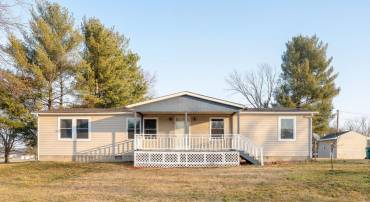 608 5TH ST, GROTTOES, Virginia 24441, 4 Bedrooms Bedrooms, ,2 BathroomsBathrooms,Residential,608 5TH ST,673744 MLS # 673744