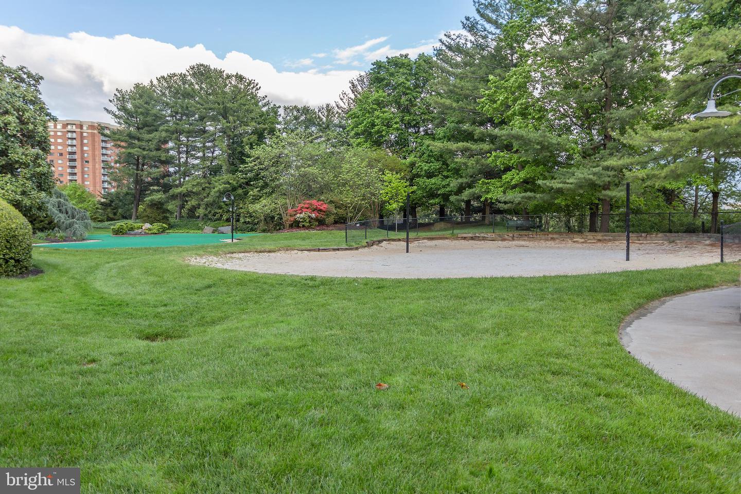 307 YOAKUM PKWY #802, ALEXANDRIA, Virginia 22304, 1 Bedroom Bedrooms, ,1 BathroomBathrooms,Residential,For sale,307 YOAKUM PKWY #802,VAAX2053356 MLS # VAAX2053356