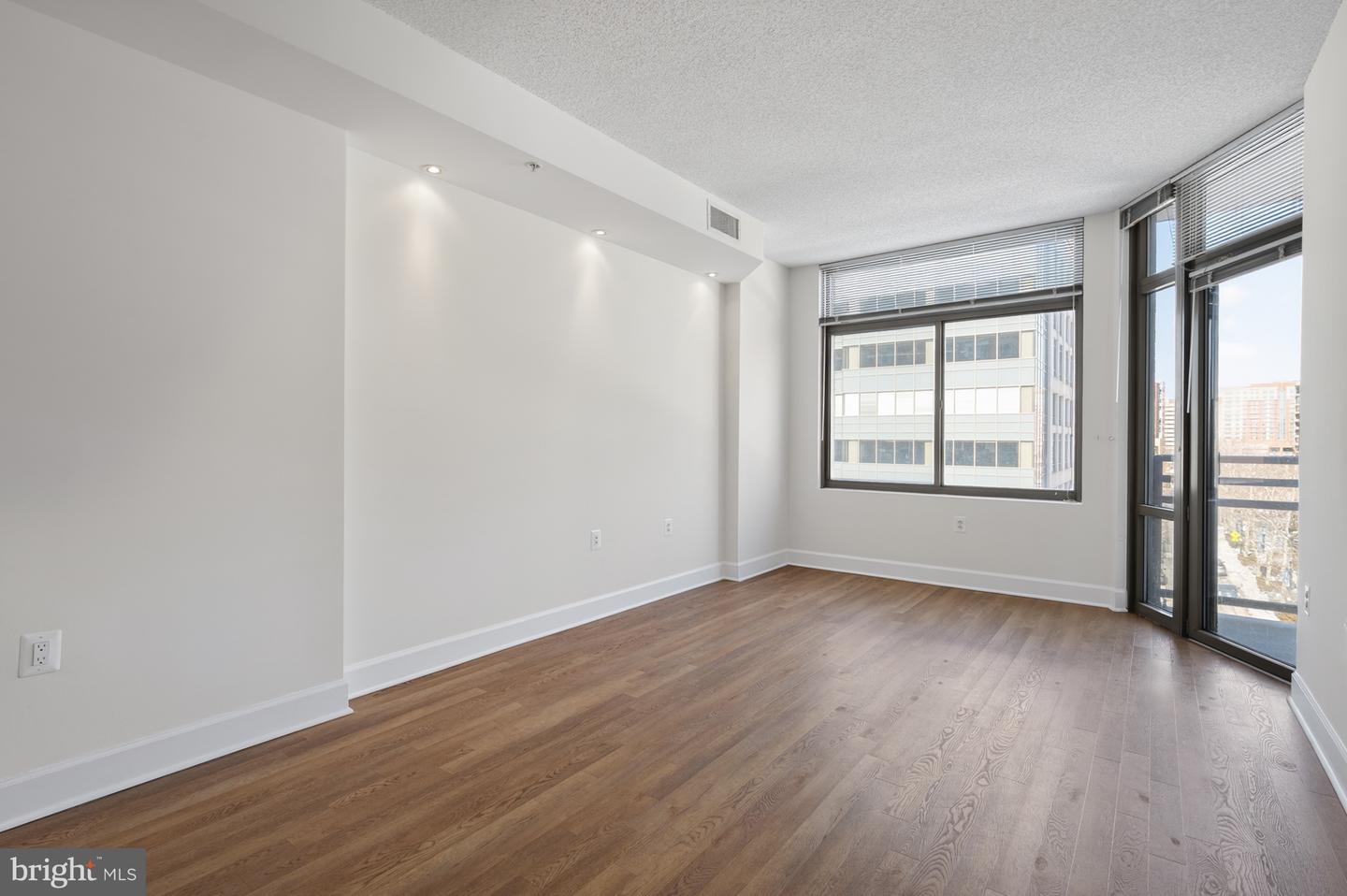 3600 S GLEBE RD #516W, ARLINGTON, Virginia 22202, 1 Bedroom Bedrooms, 4 Rooms Rooms,1 BathroomBathrooms,Residential,For sale,3600 S GLEBE RD #516W,VAAR2067940 MLS # VAAR2067940