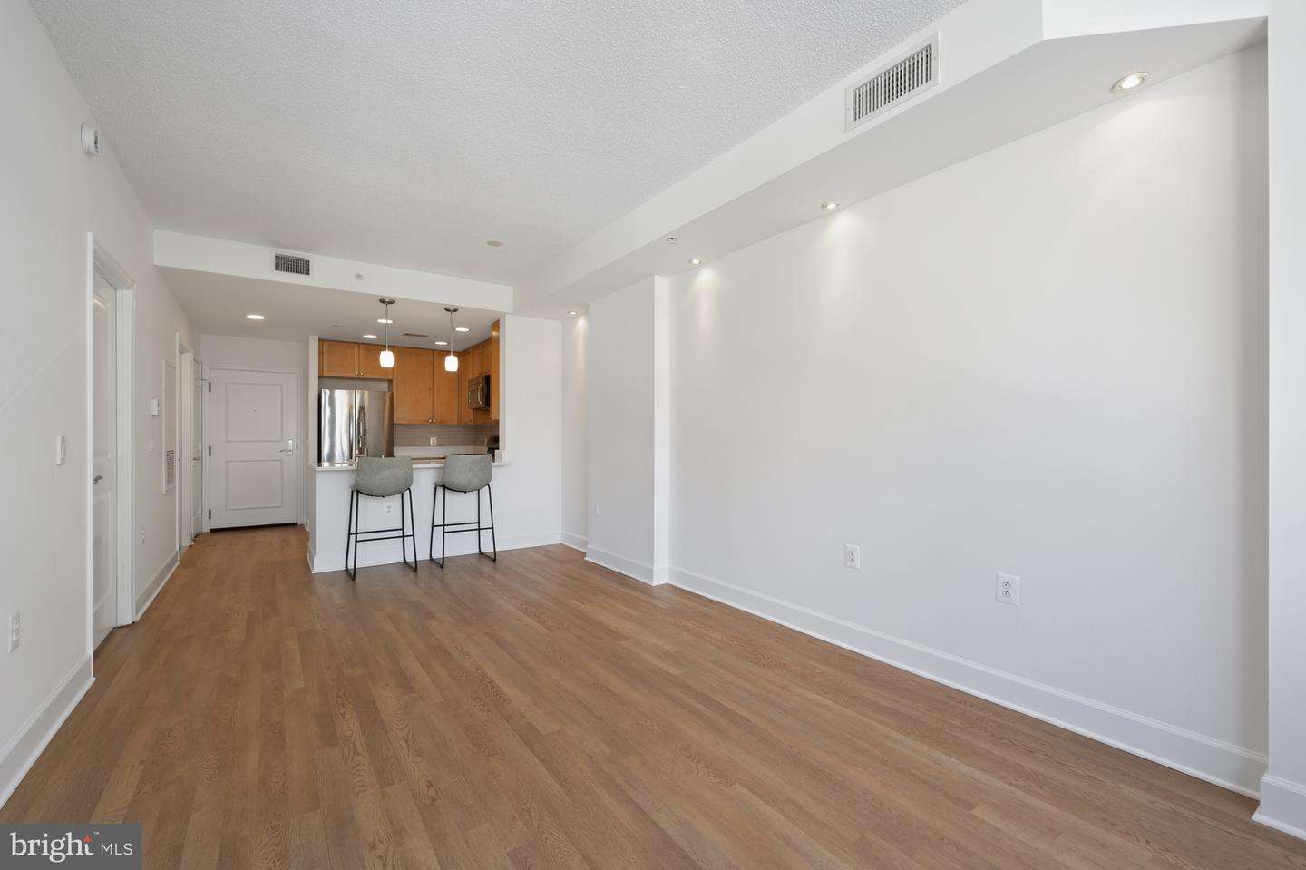 3600 S GLEBE RD #516W, ARLINGTON, Virginia 22202, 1 Bedroom Bedrooms, 4 Rooms Rooms,1 BathroomBathrooms,Residential,For sale,3600 S GLEBE RD #516W,VAAR2067940 MLS # VAAR2067940