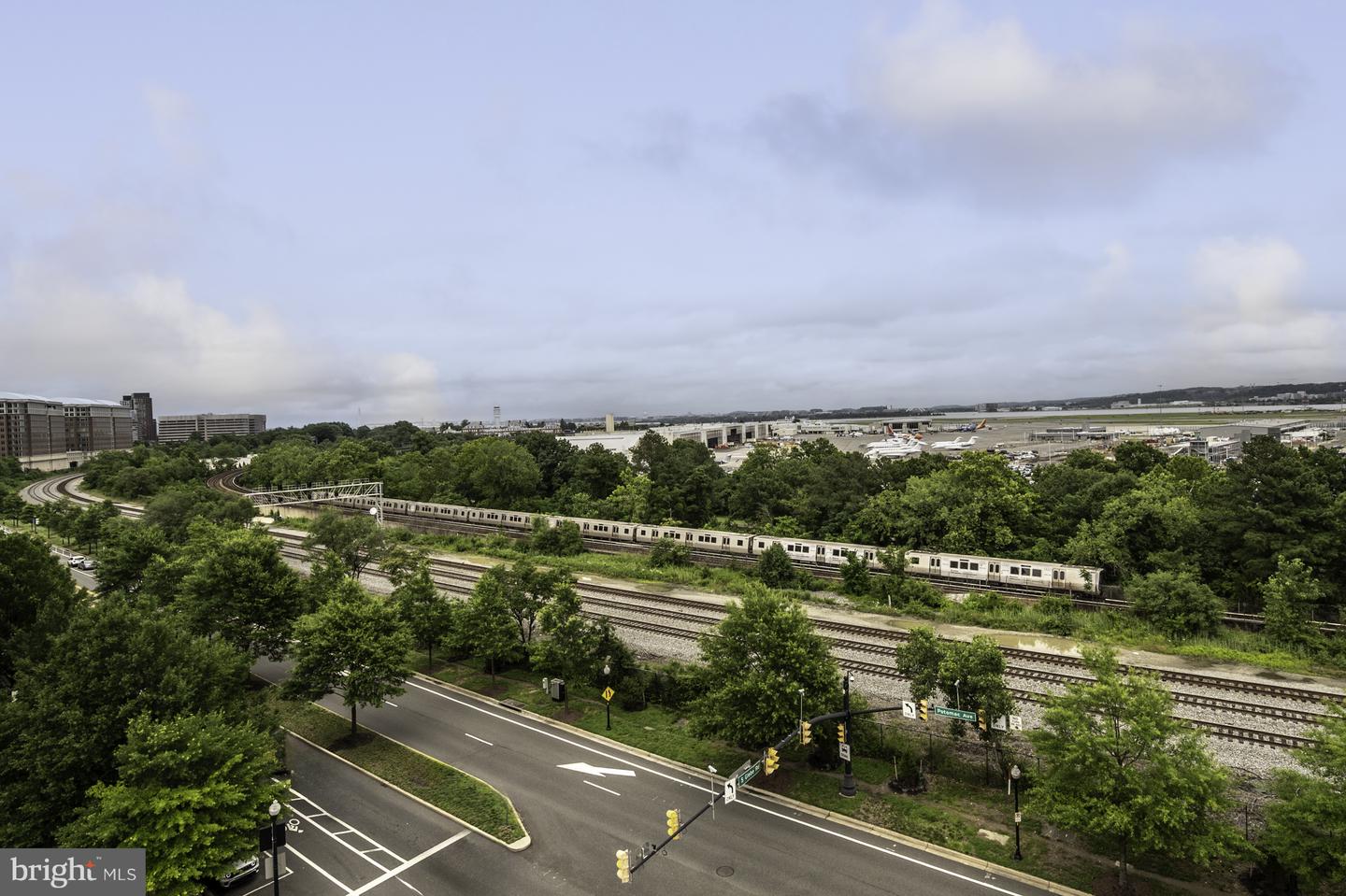 3600 S GLEBE RD #516W, ARLINGTON, Virginia 22202, 1 Bedroom Bedrooms, 4 Rooms Rooms,1 BathroomBathrooms,Residential,For sale,3600 S GLEBE RD #516W,VAAR2067940 MLS # VAAR2067940