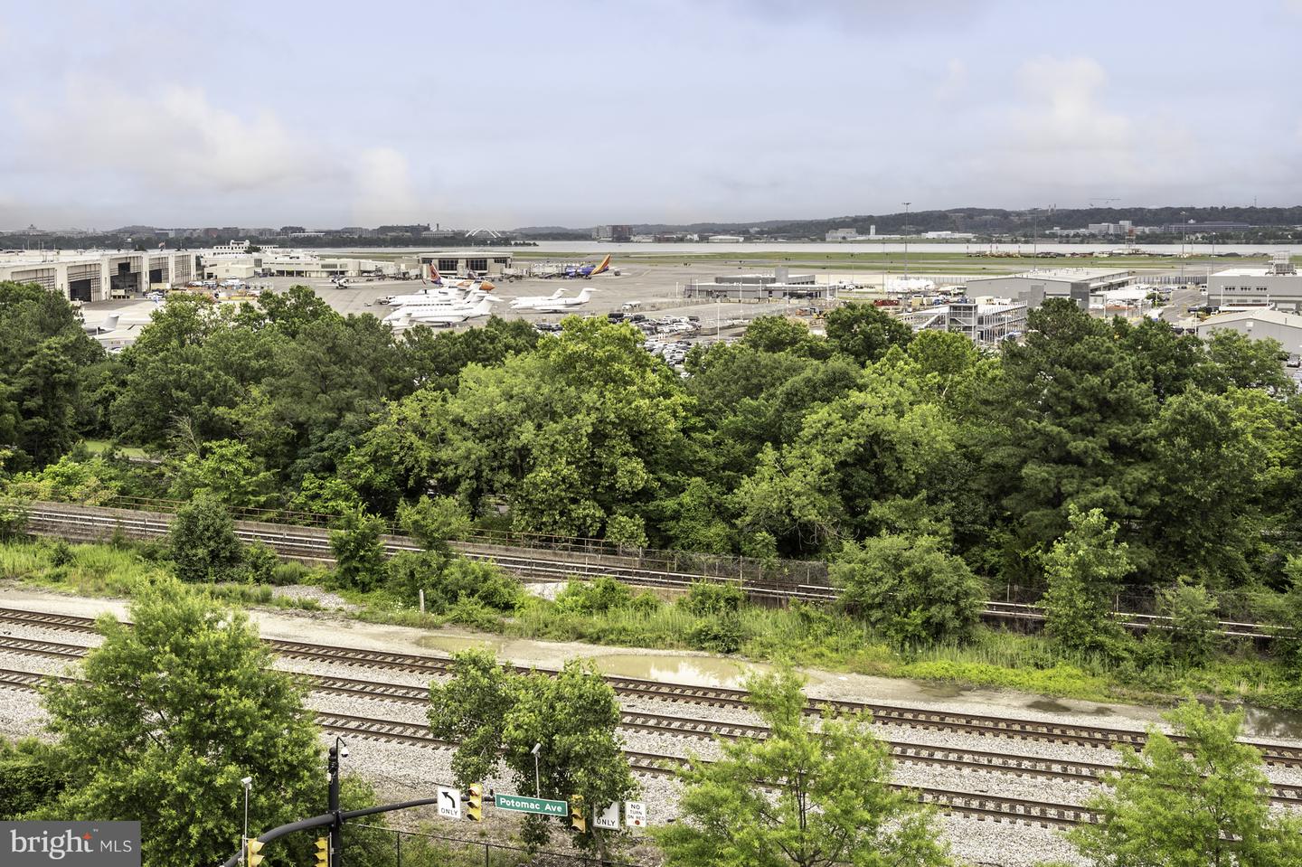 3600 S GLEBE RD #516W, ARLINGTON, Virginia 22202, 1 Bedroom Bedrooms, 4 Rooms Rooms,1 BathroomBathrooms,Residential,For sale,3600 S GLEBE RD #516W,VAAR2067940 MLS # VAAR2067940