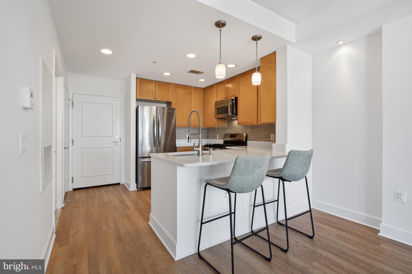 3600 S GLEBE RD #516W, ARLINGTON, Virginia 22202, 1 Bedroom Bedrooms, 4 Rooms Rooms,1 BathroomBathrooms,Residential,For sale,3600 S GLEBE RD #516W,VAAR2067940 MLS # VAAR2067940