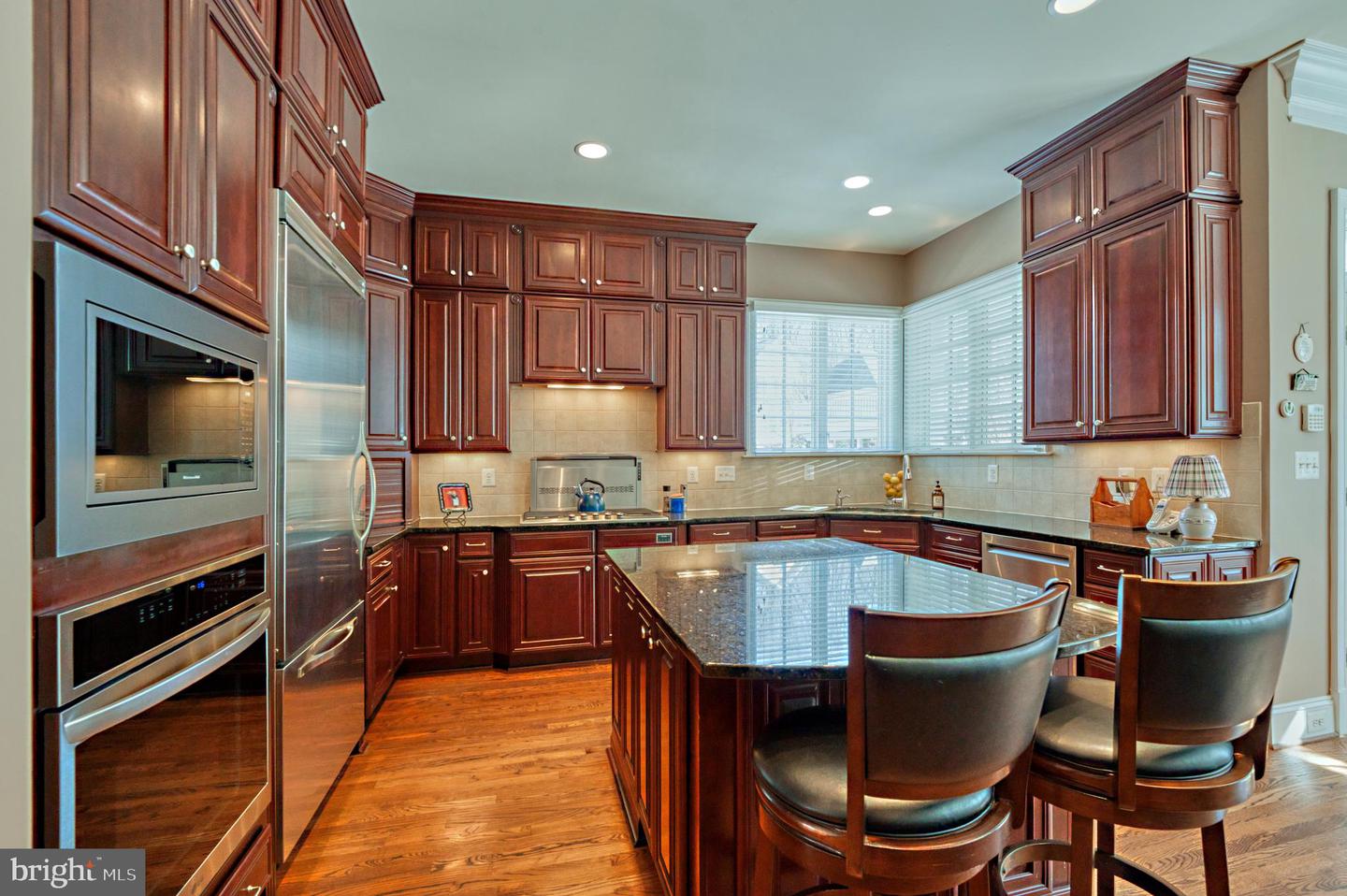 6739 DARRELLS GRANT PL, FALLS CHURCH, Virginia 22043, 3 Bedrooms Bedrooms, ,3 BathroomsBathrooms,Residential,For sale,6739 DARRELLS GRANT PL,VAFX2286716 MLS # VAFX2286716