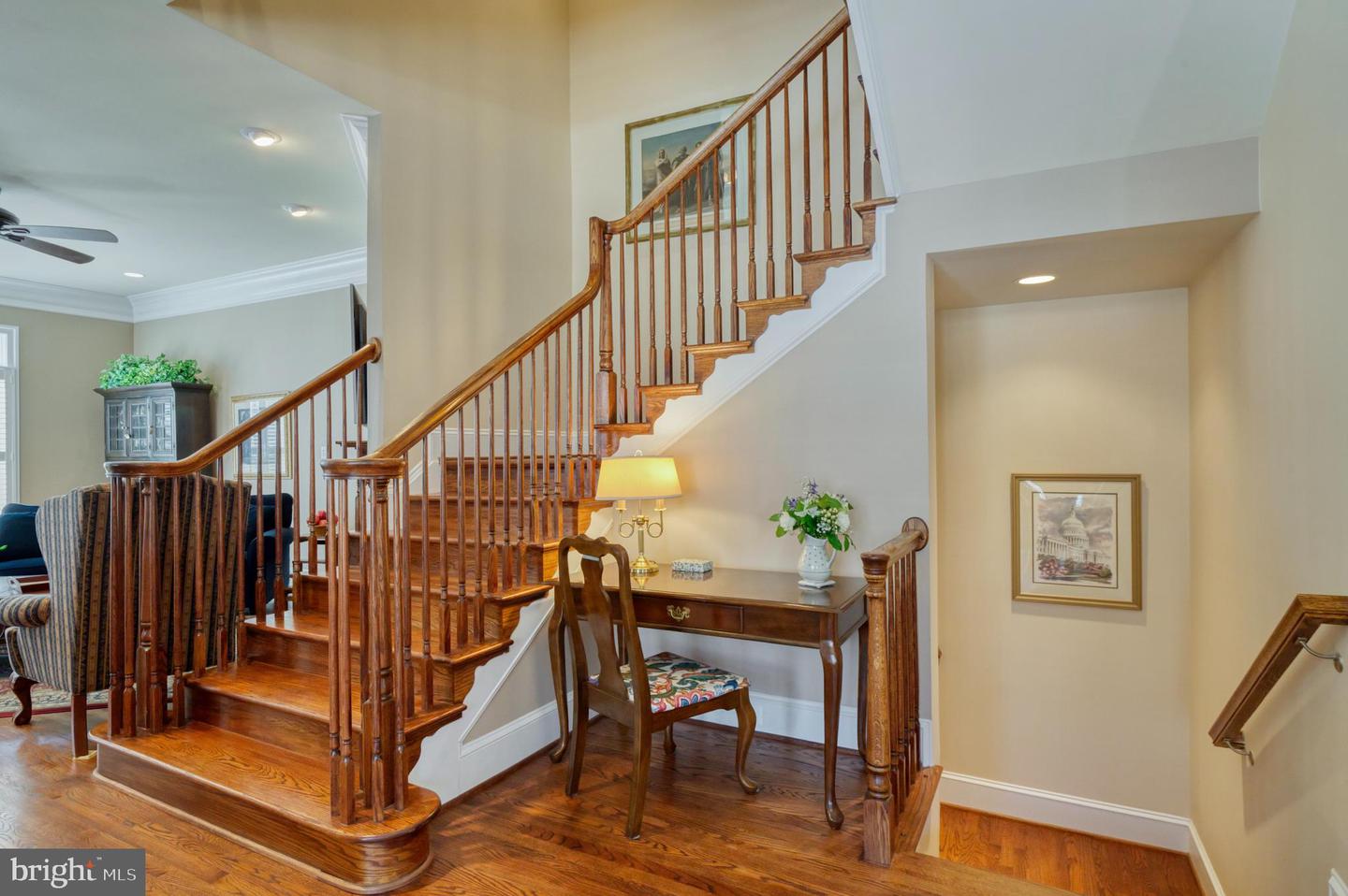 6739 DARRELLS GRANT PL, FALLS CHURCH, Virginia 22043, 3 Bedrooms Bedrooms, ,3 BathroomsBathrooms,Residential,For sale,6739 DARRELLS GRANT PL,VAFX2286716 MLS # VAFX2286716