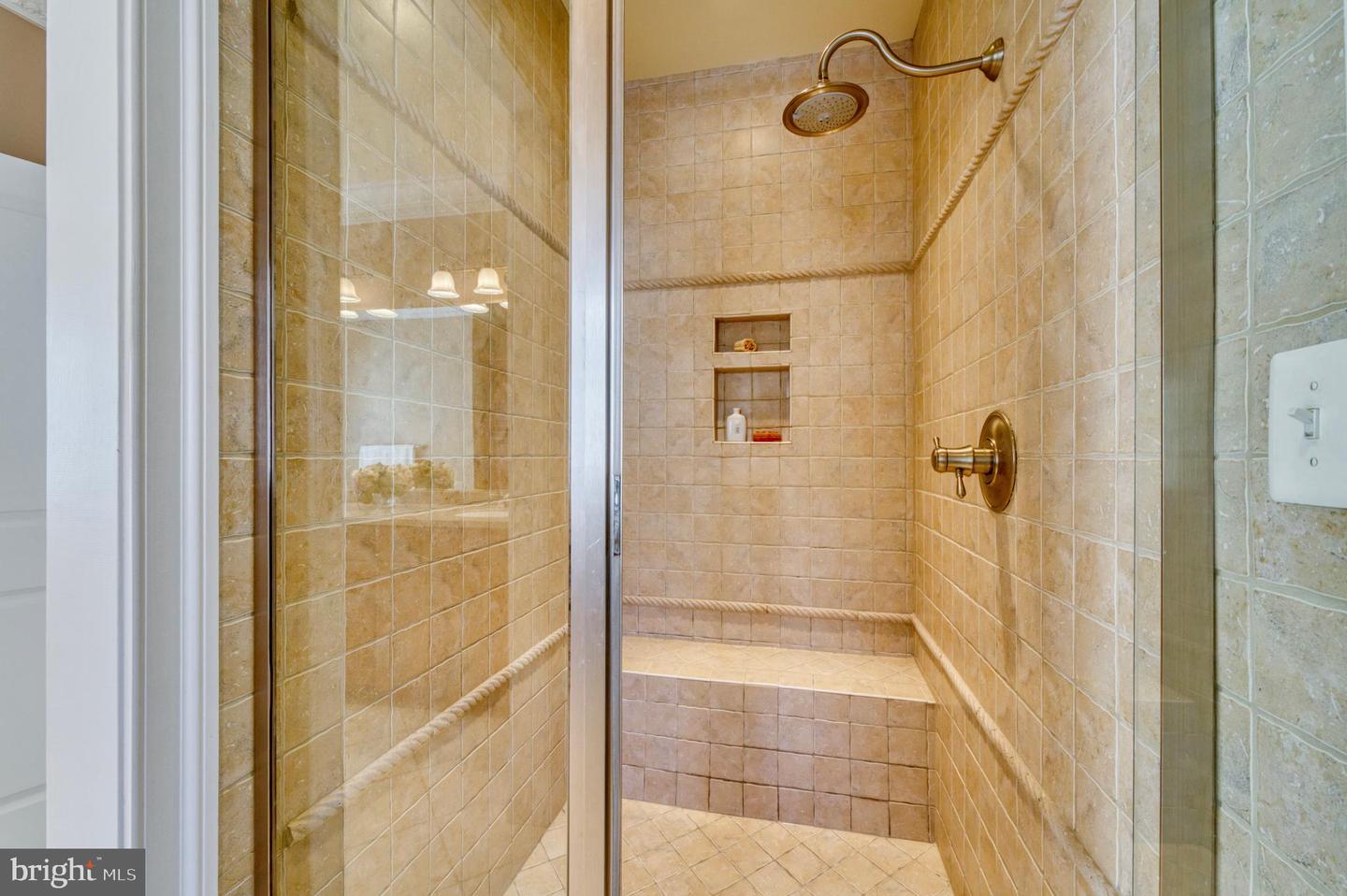 6739 DARRELLS GRANT PL, FALLS CHURCH, Virginia 22043, 3 Bedrooms Bedrooms, ,3 BathroomsBathrooms,Residential,For sale,6739 DARRELLS GRANT PL,VAFX2286716 MLS # VAFX2286716