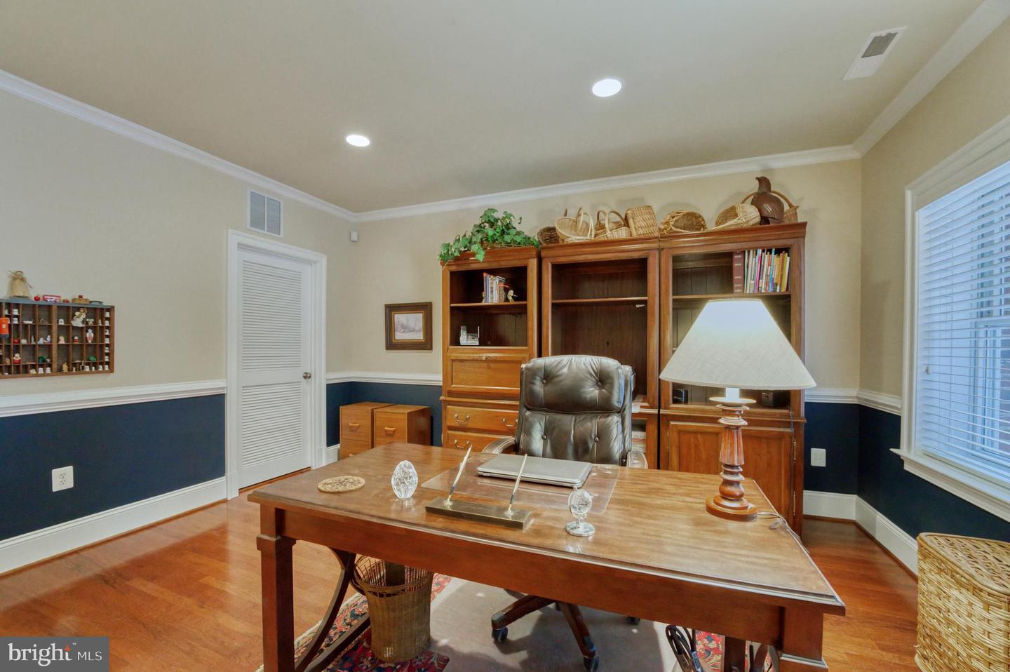 6739 DARRELLS GRANT PL, FALLS CHURCH, Virginia 22043, 3 Bedrooms Bedrooms, ,3 BathroomsBathrooms,Residential,For sale,6739 DARRELLS GRANT PL,VAFX2286716 MLS # VAFX2286716