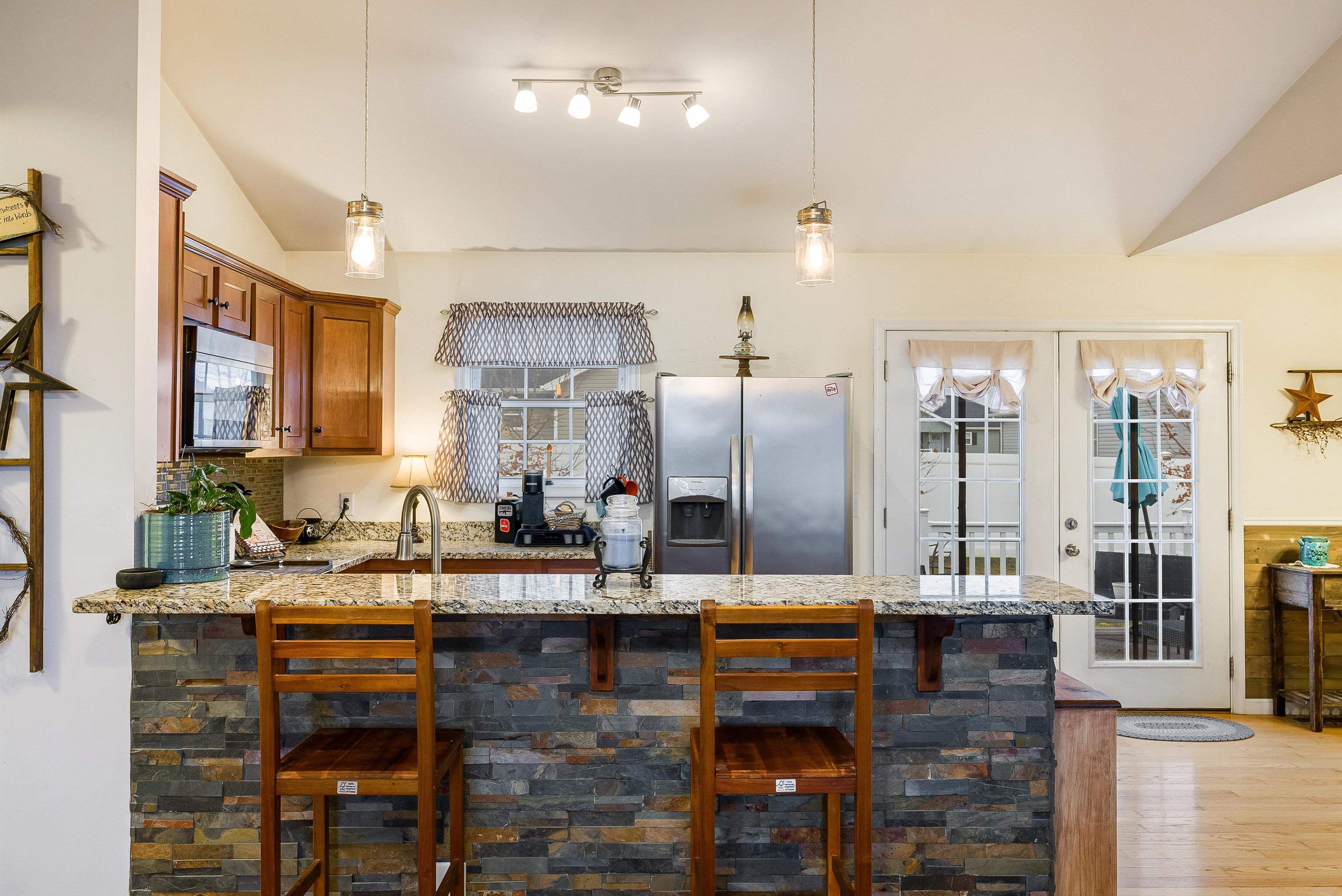 1447 MANDOLIN AVE, GROTTOES, Virginia 24441, 3 Bedrooms Bedrooms, ,2 BathroomsBathrooms,Residential,1447 MANDOLIN AVE,673718 MLS # 673718