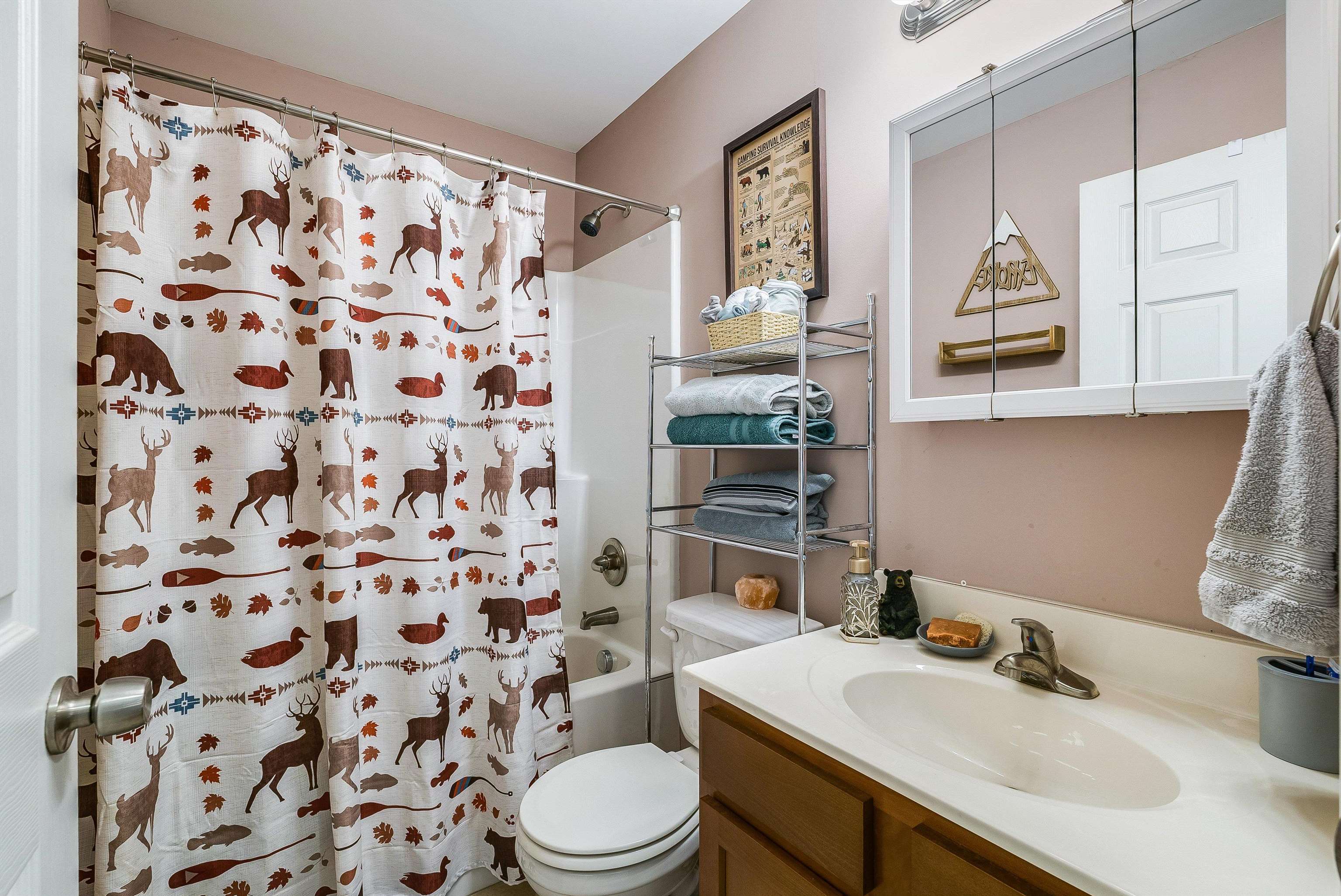 1447 MANDOLIN AVE, GROTTOES, Virginia 24441, 3 Bedrooms Bedrooms, ,2 BathroomsBathrooms,Residential,1447 MANDOLIN AVE,673718 MLS # 673718