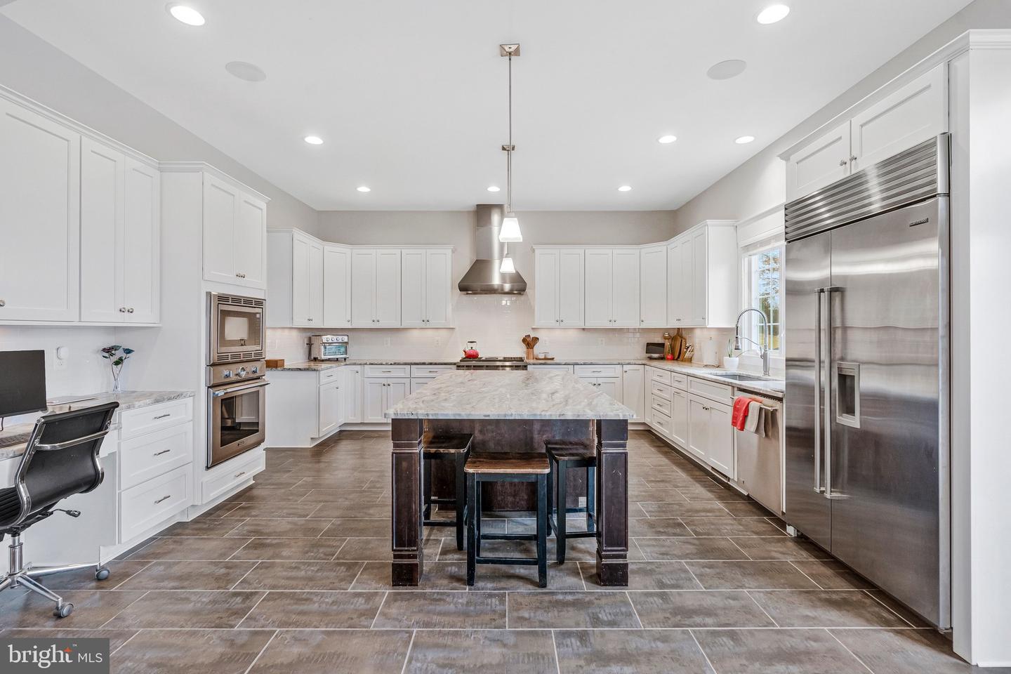 362 PARK ST NE, VIENNA, Virginia 22180, 5 Bedrooms Bedrooms, ,5 BathroomsBathrooms,Residential,For sale,362 PARK ST NE,VAFX2287518 MLS # VAFX2287518