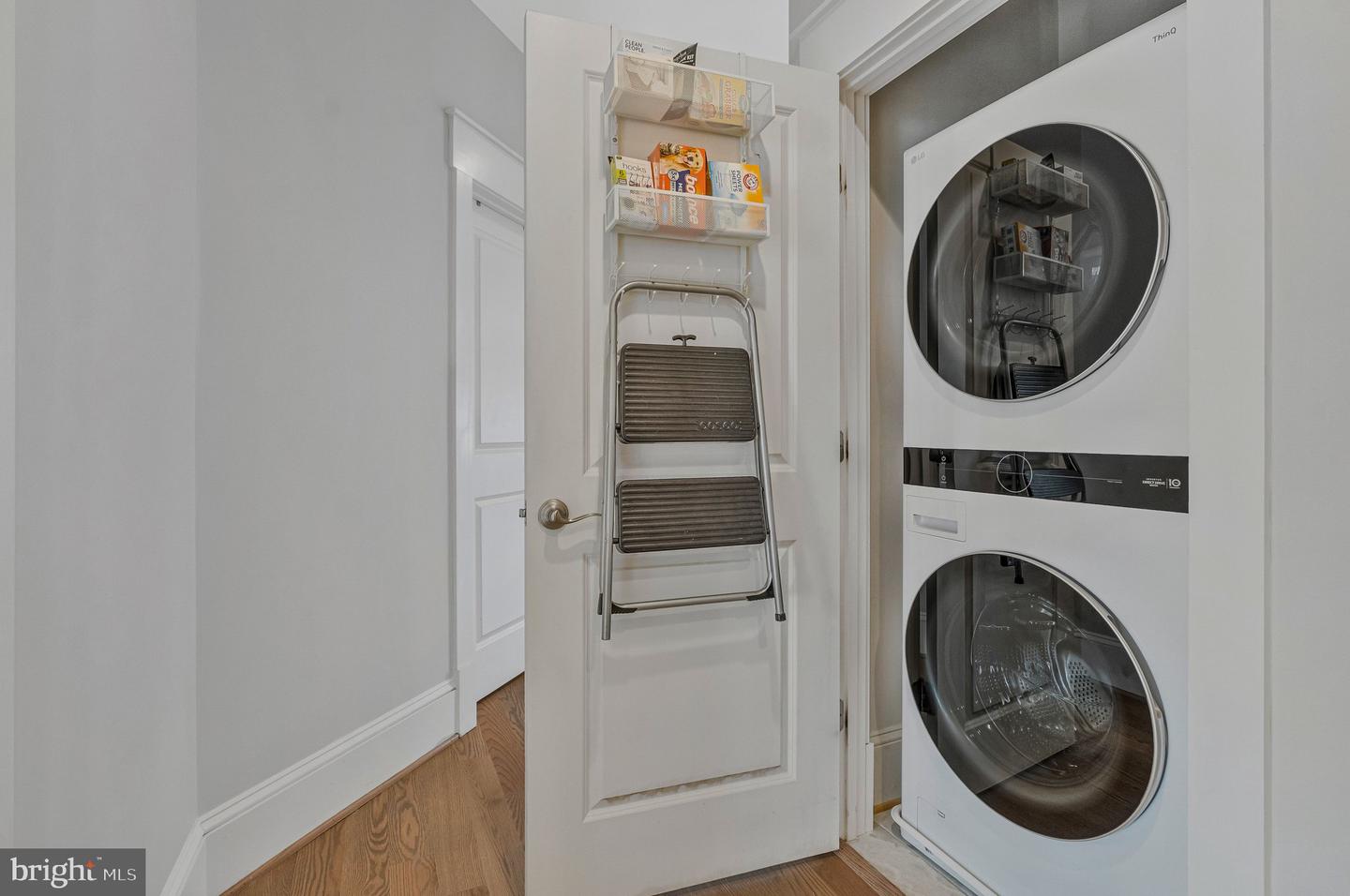 362 PARK ST NE, VIENNA, Virginia 22180, 5 Bedrooms Bedrooms, ,5 BathroomsBathrooms,Residential,For sale,362 PARK ST NE,VAFX2287518 MLS # VAFX2287518