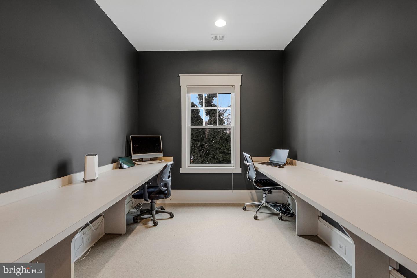 362 PARK ST NE, VIENNA, Virginia 22180, 5 Bedrooms Bedrooms, ,5 BathroomsBathrooms,Residential,For sale,362 PARK ST NE,VAFX2287518 MLS # VAFX2287518