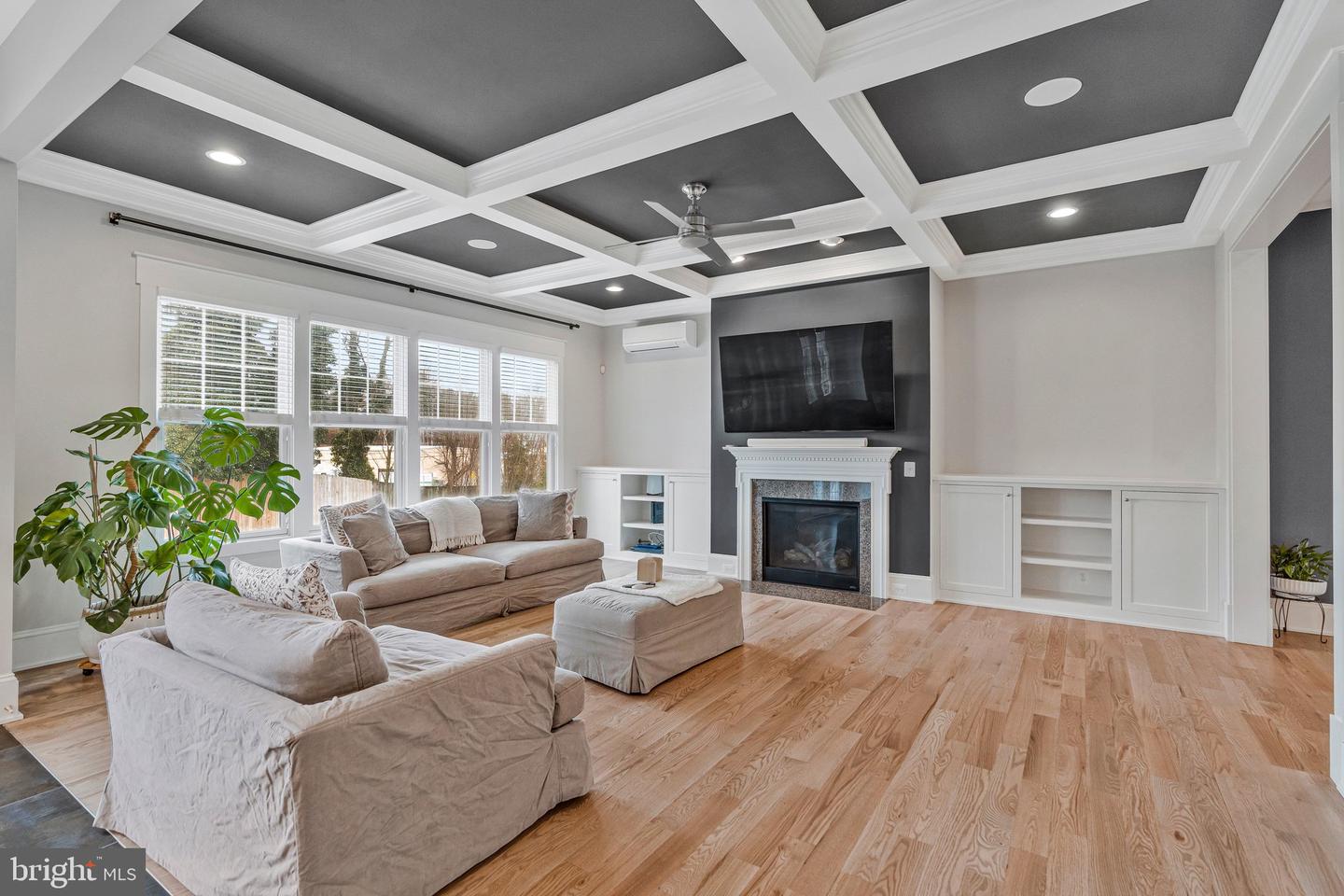 362 PARK ST NE, VIENNA, Virginia 22180, 5 Bedrooms Bedrooms, ,5 BathroomsBathrooms,Residential,For sale,362 PARK ST NE,VAFX2287518 MLS # VAFX2287518