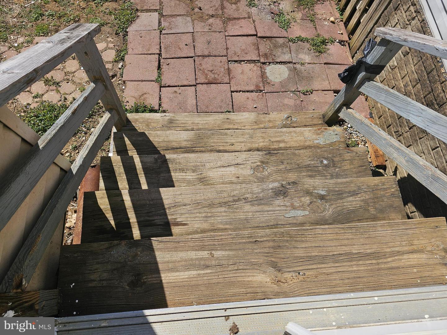 3629 BROCKENBROUGH DR, DUMFRIES, Virginia 22026, 3 Bedrooms Bedrooms, 8 Rooms Rooms,2 BathroomsBathrooms,Residential,For sale,3629 BROCKENBROUGH DR,VAPW2111244 MLS # VAPW2111244