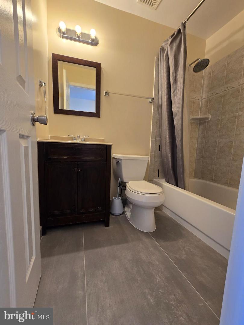 3629 BROCKENBROUGH DR, DUMFRIES, Virginia 22026, 3 Bedrooms Bedrooms, 8 Rooms Rooms,2 BathroomsBathrooms,Residential,For sale,3629 BROCKENBROUGH DR,VAPW2111244 MLS # VAPW2111244