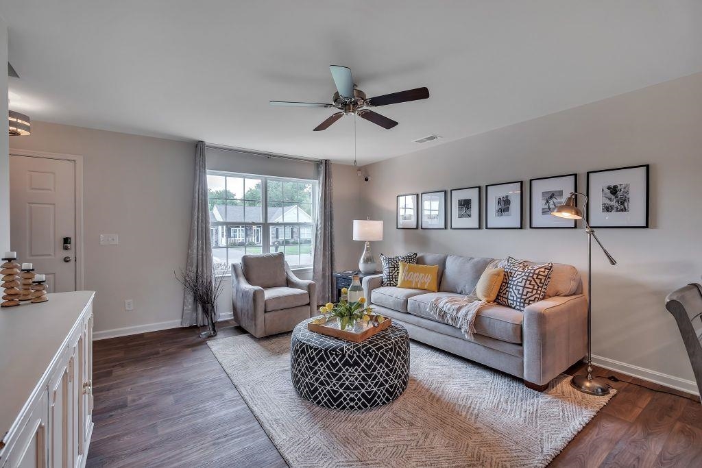 21 RIVER OAK DR, STAUNTON, Virginia 24401, 4 Bedrooms Bedrooms, ,2 BathroomsBathrooms,Residential,21 RIVER OAK DR,673722 MLS # 673722 21 RIVER OAK DR, STAUNTON, Virginia 24401, 4 Bedrooms Bedrooms, ,2 BathroomsBathrooms,Residential,21 RIVER OAK DR,673722 MLS # 673722