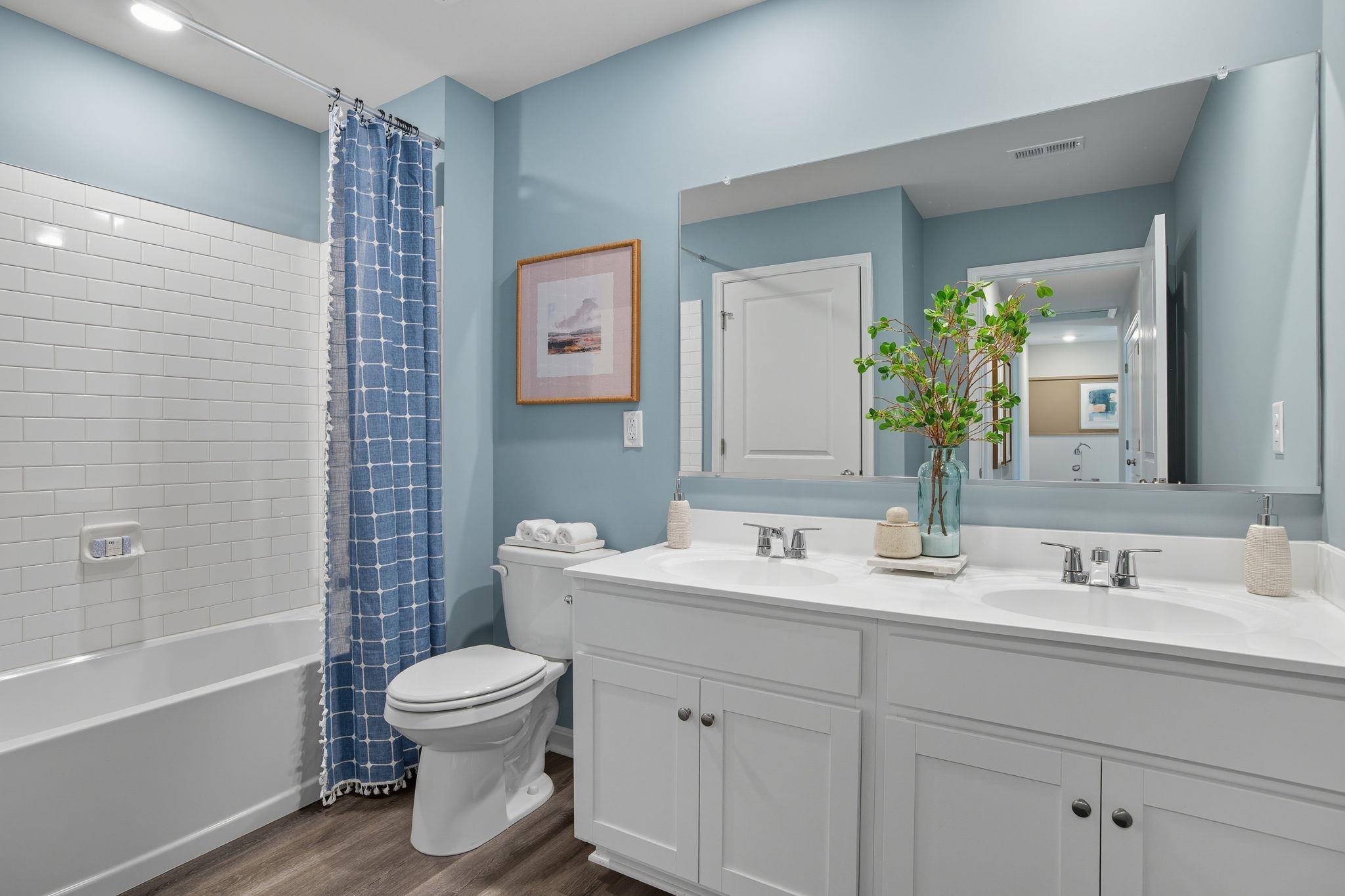 113 MEADOW RIDGE WAY, STAUNTON, Virginia 24401, 4 Bedrooms Bedrooms, ,2 BathroomsBathrooms,Residential,113 MEADOW RIDGE WAY,673725 MLS # 673725