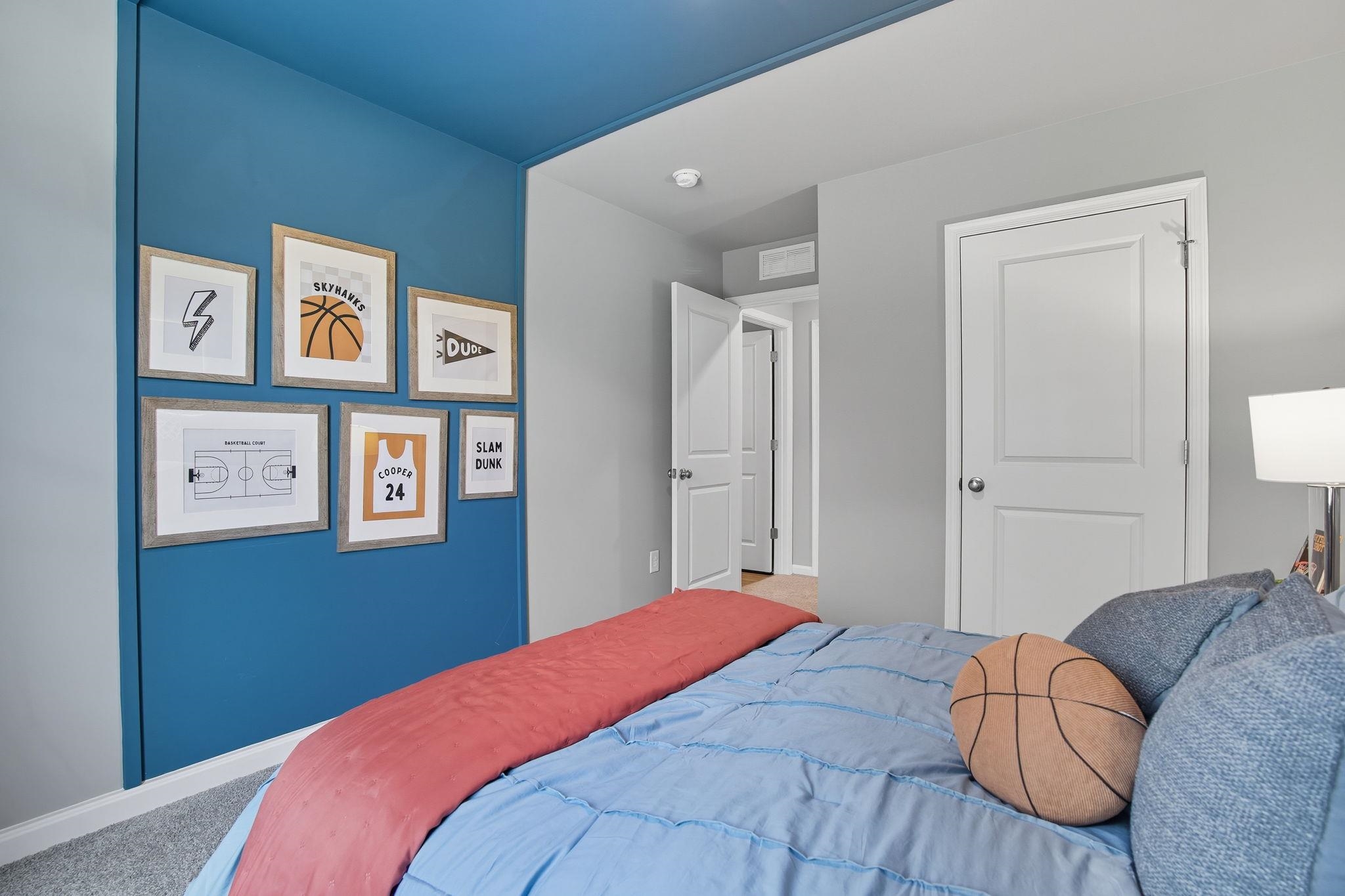 113 MEADOW RIDGE WAY, STAUNTON, Virginia 24401, 4 Bedrooms Bedrooms, ,2 BathroomsBathrooms,Residential,113 MEADOW RIDGE WAY,673725 MLS # 673725