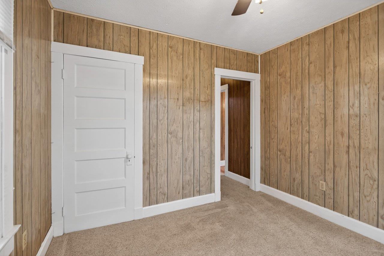 802 CHERRY AVE, GROTTOES, Virginia 24441, 2 Bedrooms Bedrooms, ,1 BathroomBathrooms,Residential,802 CHERRY AVE,673746 MLS # 673746 802 CHERRY AVE, GROTTOES, Virginia 24441, 2 Bedrooms Bedrooms, ,1 BathroomBathrooms,Residential,802 CHERRY AVE,673746 MLS # 673746