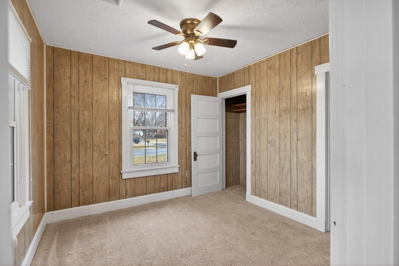 802 CHERRY AVE, GROTTOES, Virginia 24441, 2 Bedrooms Bedrooms, ,1 BathroomBathrooms,Residential,802 CHERRY AVE,673746 MLS # 673746 802 CHERRY AVE, GROTTOES, Virginia 24441, 2 Bedrooms Bedrooms, ,1 BathroomBathrooms,Residential,802 CHERRY AVE,673746 MLS # 673746