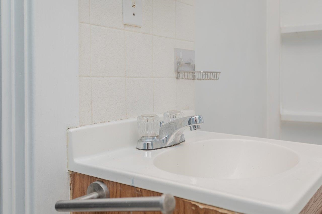 802 CHERRY AVE, GROTTOES, Virginia 24441, 2 Bedrooms Bedrooms, ,1 BathroomBathrooms,Residential,802 CHERRY AVE,673746 MLS # 673746 802 CHERRY AVE, GROTTOES, Virginia 24441, 2 Bedrooms Bedrooms, ,1 BathroomBathrooms,Residential,802 CHERRY AVE,673746 MLS # 673746