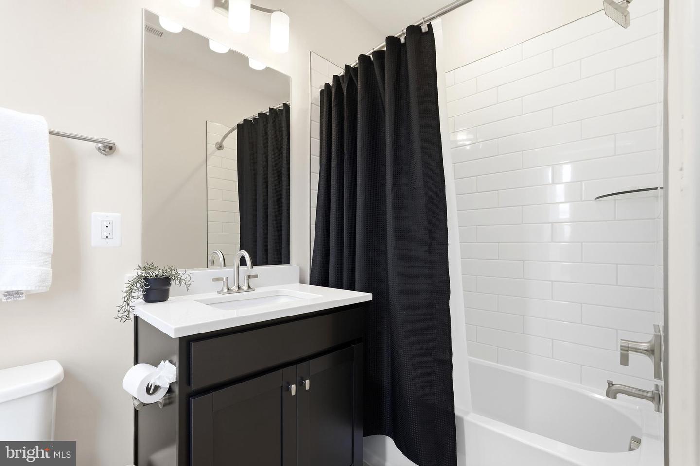 22801 TAWNY PINE SQ, BRAMBLETON, Virginia 20148, 4 Bedrooms Bedrooms, ,3 BathroomsBathrooms,Residential,For sale,22801 TAWNY PINE SQ,VALO2114796 MLS # VALO2114796