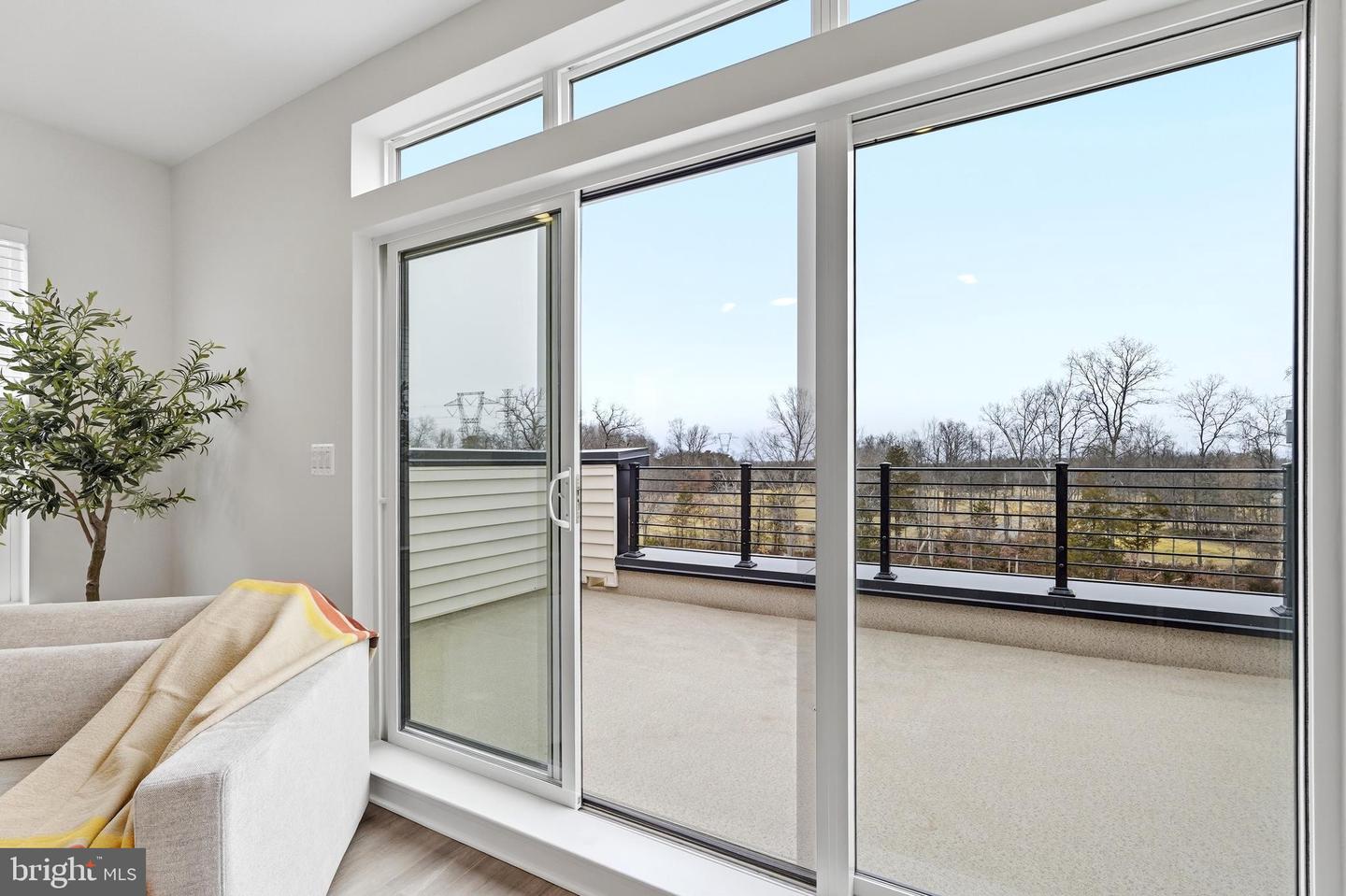 22801 TAWNY PINE SQ, BRAMBLETON, Virginia 20148, 4 Bedrooms Bedrooms, ,3 BathroomsBathrooms,Residential,For sale,22801 TAWNY PINE SQ,VALO2114796 MLS # VALO2114796