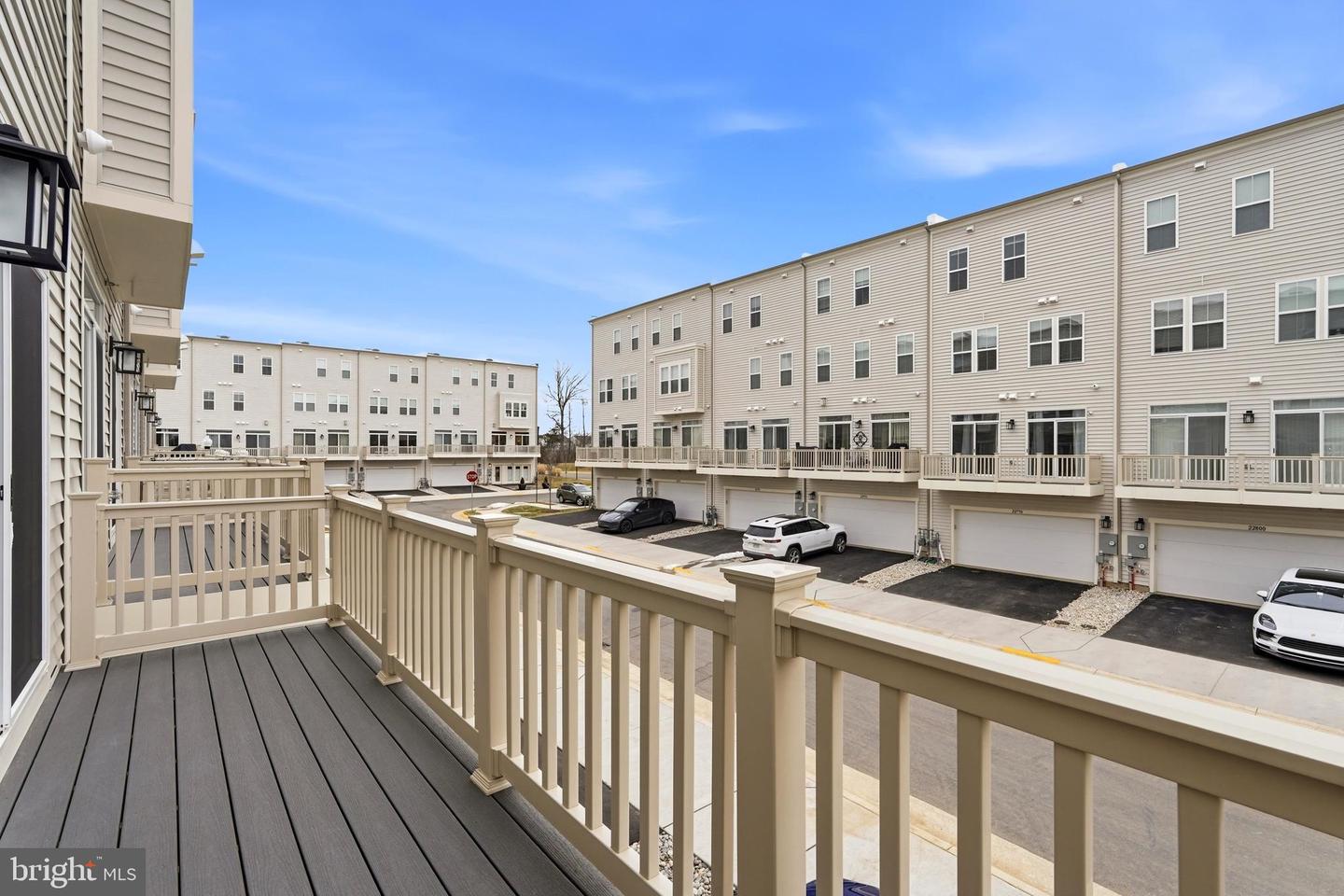 22801 TAWNY PINE SQ, BRAMBLETON, Virginia 20148, 4 Bedrooms Bedrooms, ,3 BathroomsBathrooms,Residential,For sale,22801 TAWNY PINE SQ,VALO2114796 MLS # VALO2114796