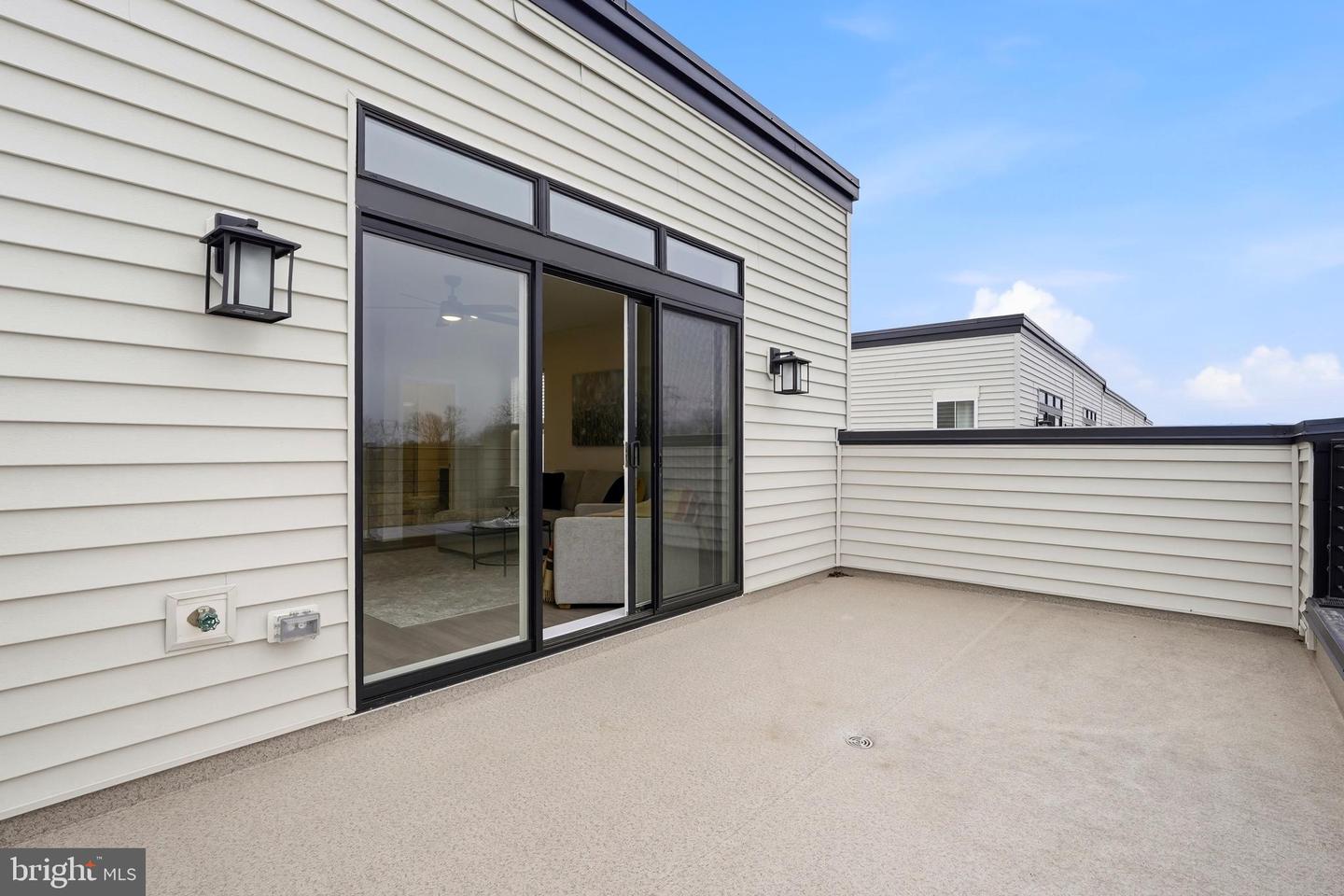 22801 TAWNY PINE SQ, BRAMBLETON, Virginia 20148, 4 Bedrooms Bedrooms, ,3 BathroomsBathrooms,Residential,For sale,22801 TAWNY PINE SQ,VALO2114796 MLS # VALO2114796