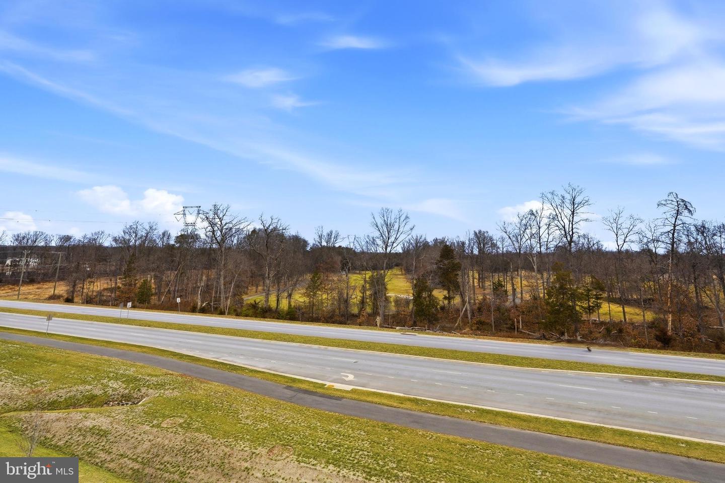 22801 TAWNY PINE SQ, BRAMBLETON, Virginia 20148, 4 Bedrooms Bedrooms, ,3 BathroomsBathrooms,Residential,For sale,22801 TAWNY PINE SQ,VALO2114796 MLS # VALO2114796