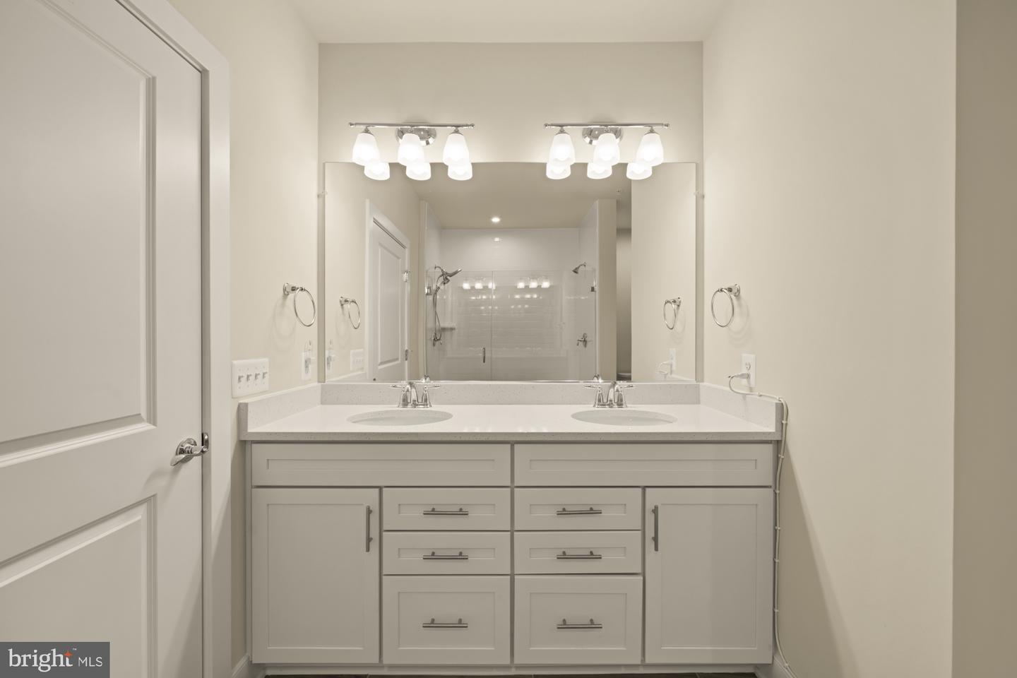 2320 FIELD POINT RD #4-304, HERNDON, Virginia 20171, 2 Bedrooms Bedrooms, ,2 BathroomsBathrooms,Residential,For sale,2320 FIELD POINT RD #4-304,VAFX2287782 MLS # VAFX2287782