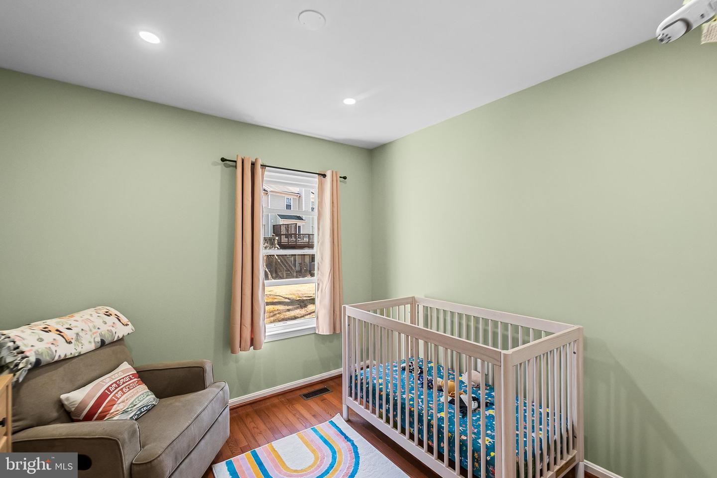 7229 OLDE LANTERN WAY, SPRINGFIELD, Virginia 22152, 3 Bedrooms Bedrooms, ,3 BathroomsBathrooms,Residential,For sale,7229 OLDE LANTERN WAY,VAFX2288094 MLS # VAFX2288094