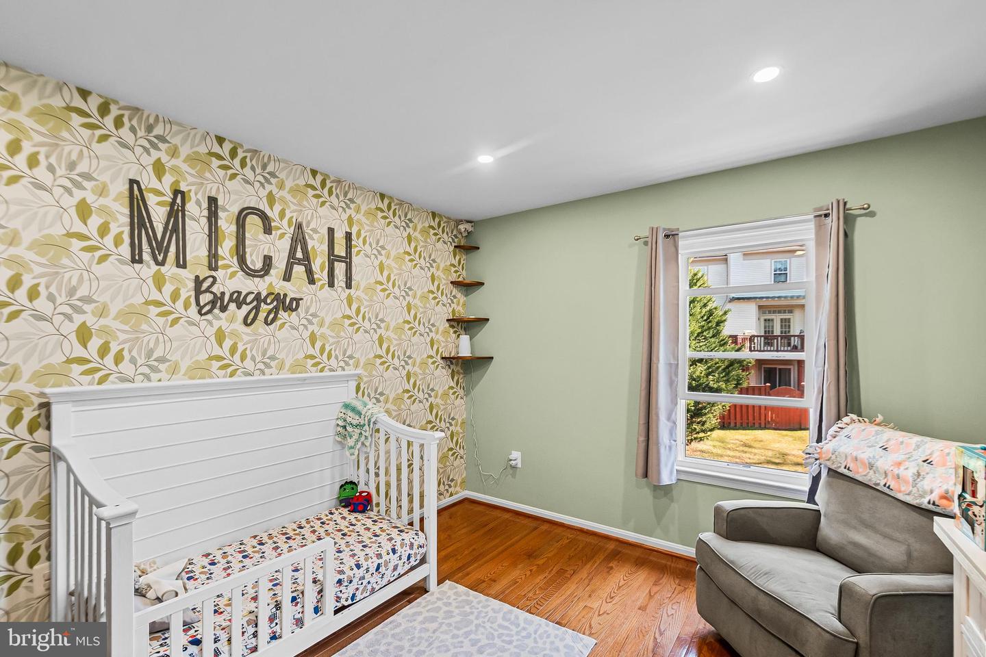 7229 OLDE LANTERN WAY, SPRINGFIELD, Virginia 22152, 3 Bedrooms Bedrooms, ,3 BathroomsBathrooms,Residential,For sale,7229 OLDE LANTERN WAY,VAFX2288094 MLS # VAFX2288094