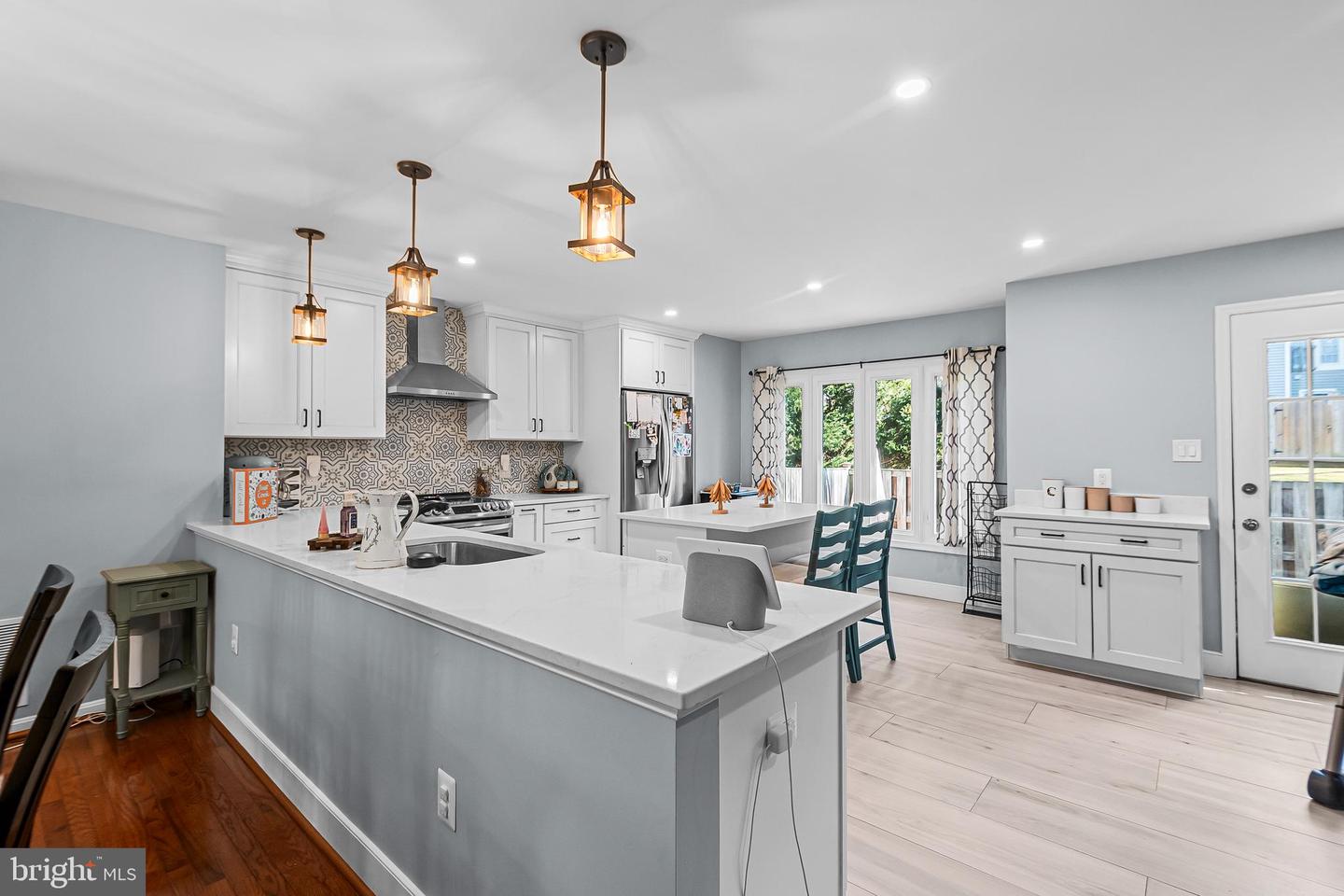 7229 OLDE LANTERN WAY, SPRINGFIELD, Virginia 22152, 3 Bedrooms Bedrooms, ,3 BathroomsBathrooms,Residential,For sale,7229 OLDE LANTERN WAY,VAFX2288094 MLS # VAFX2288094